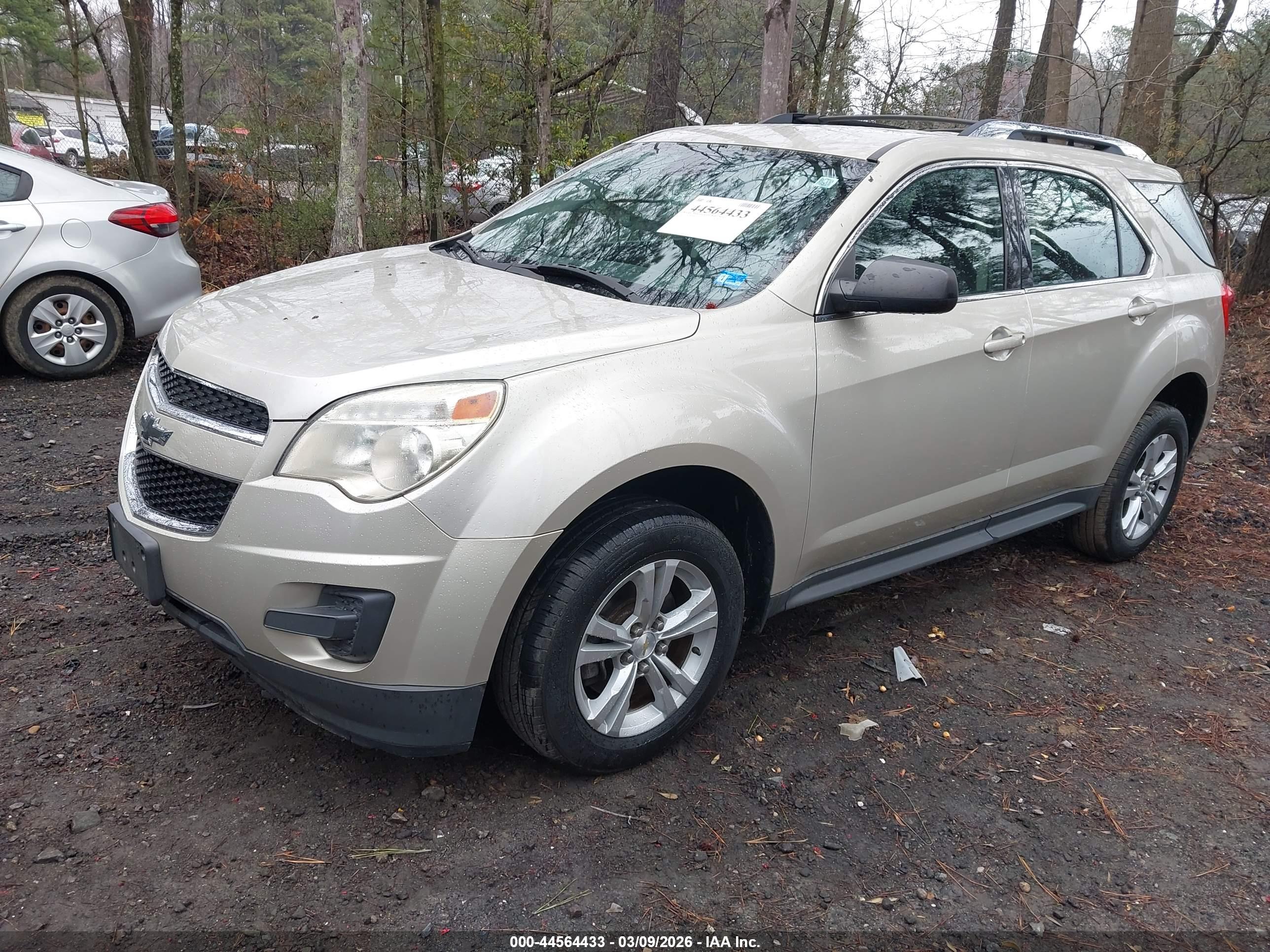 CHEVROLET EQUINOX image 2
