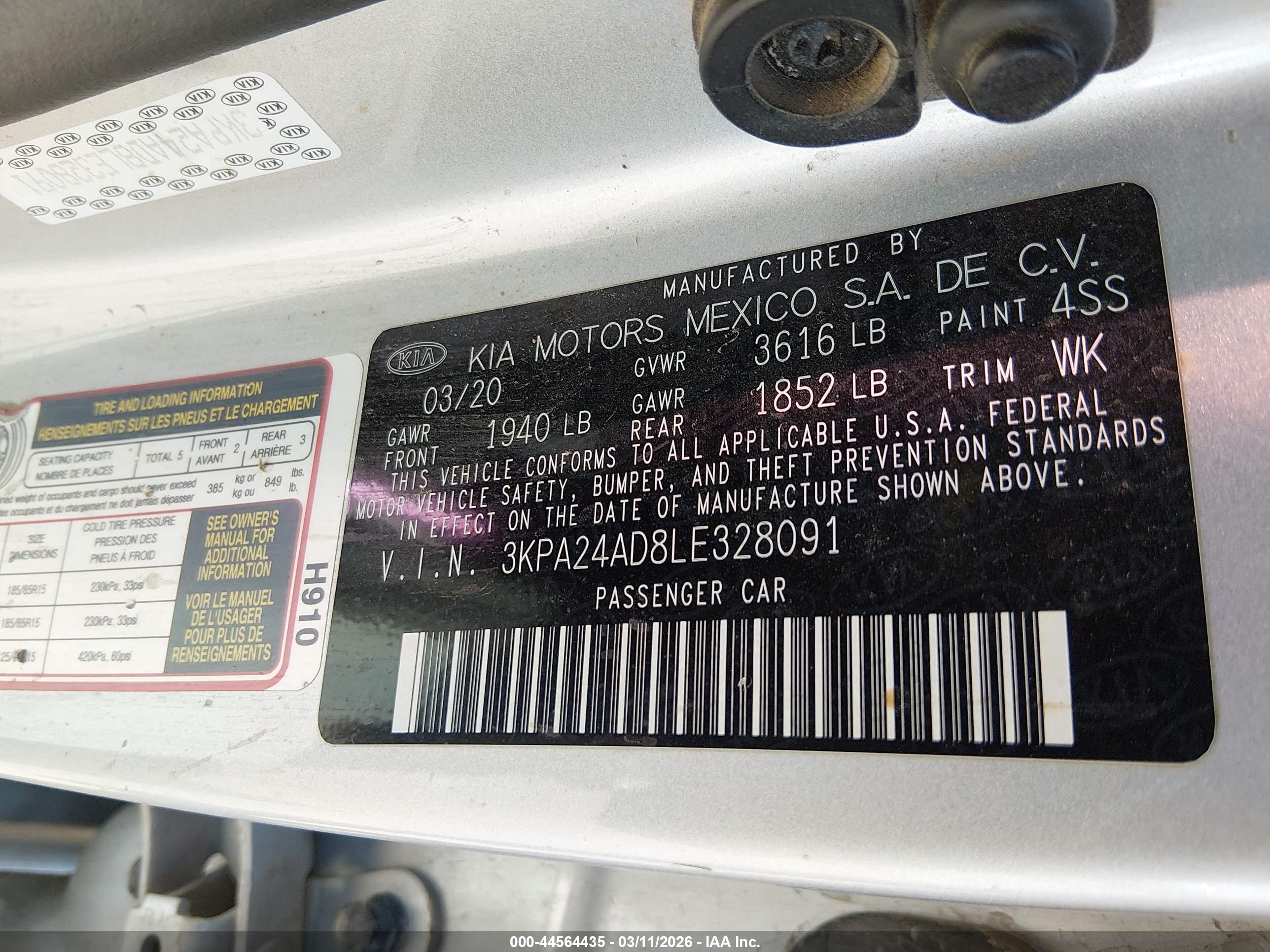 KIA RIO image 9