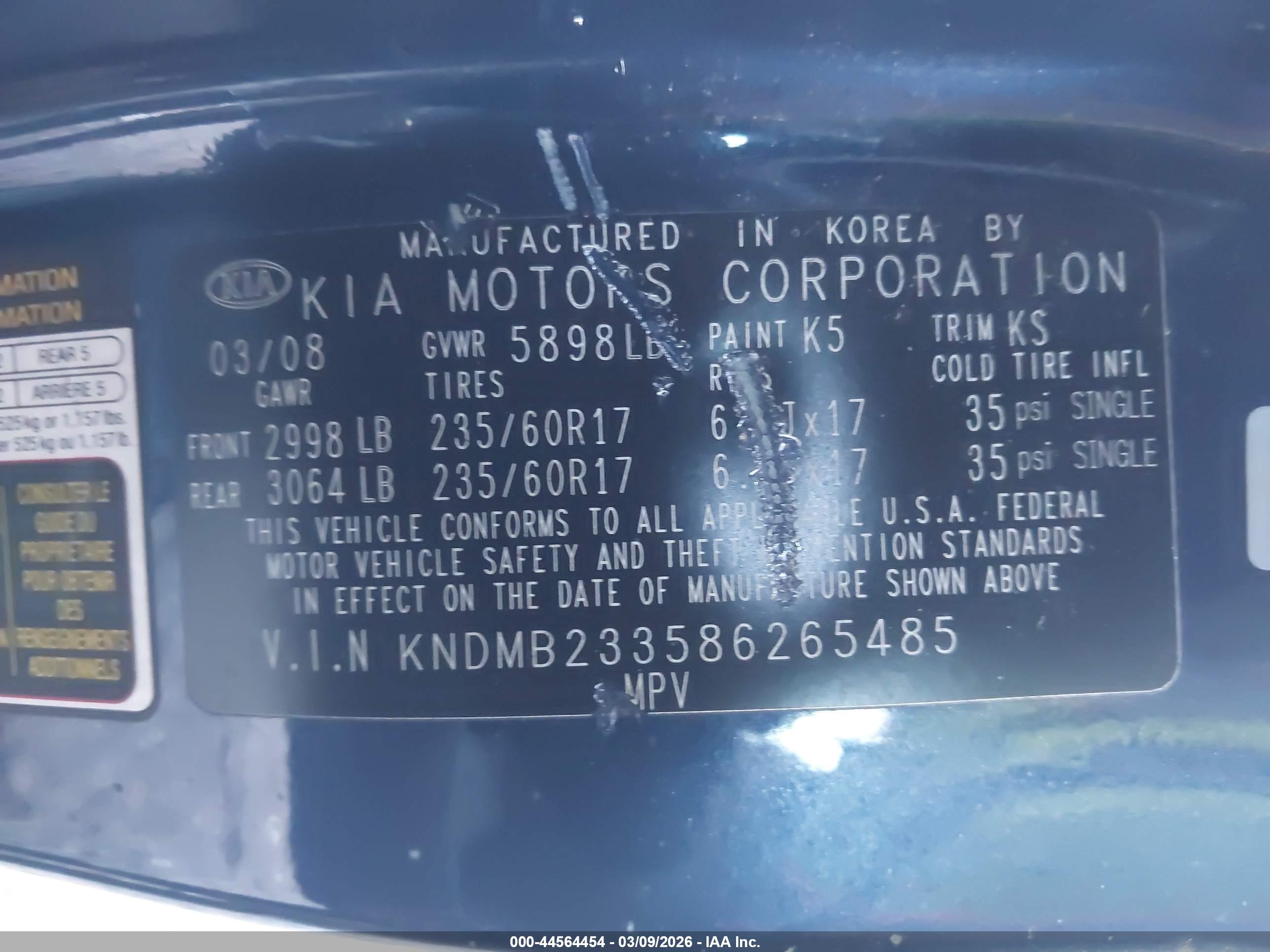 KIA SEDONA image 9
