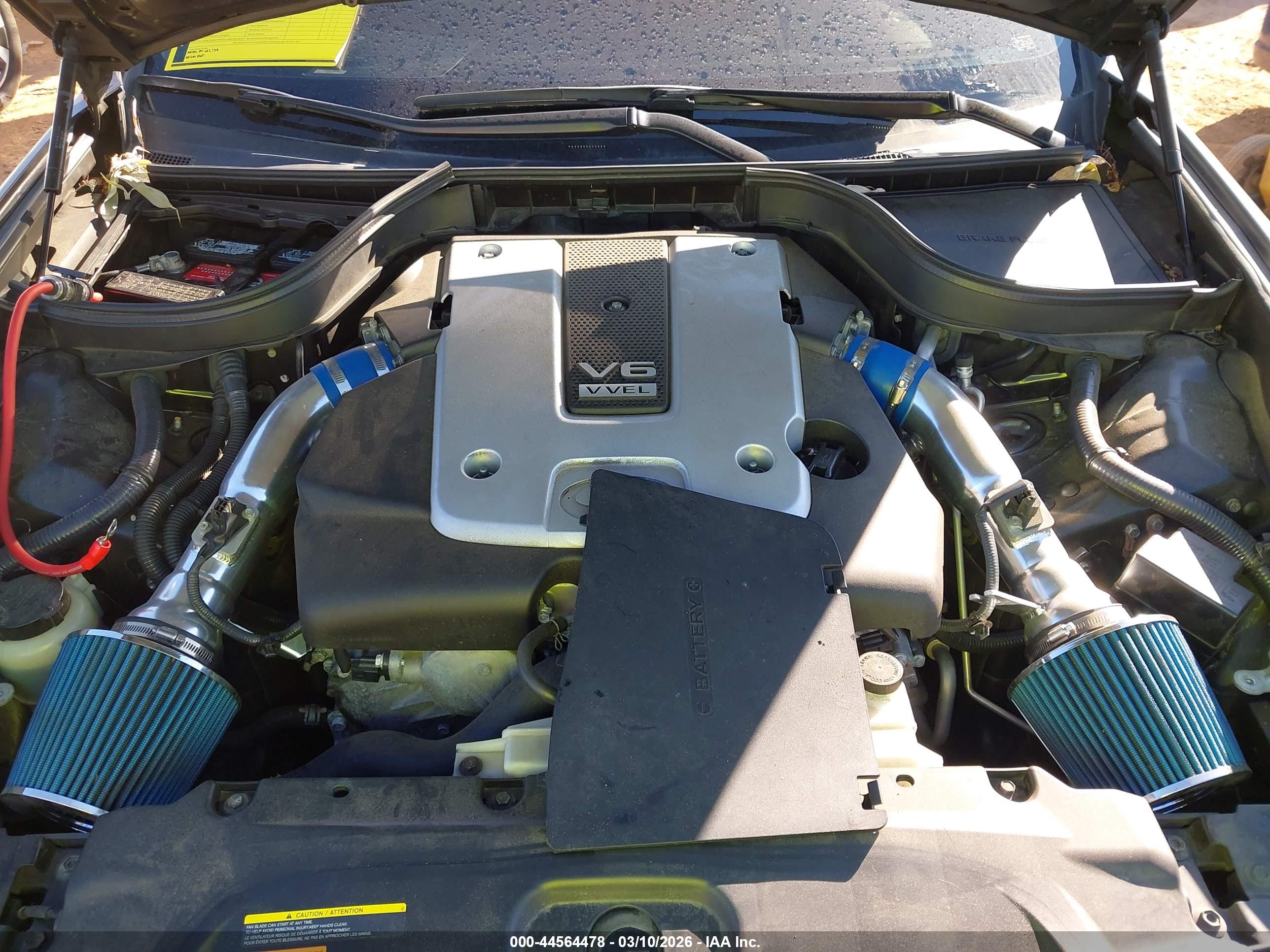INFINITI G37 image 10