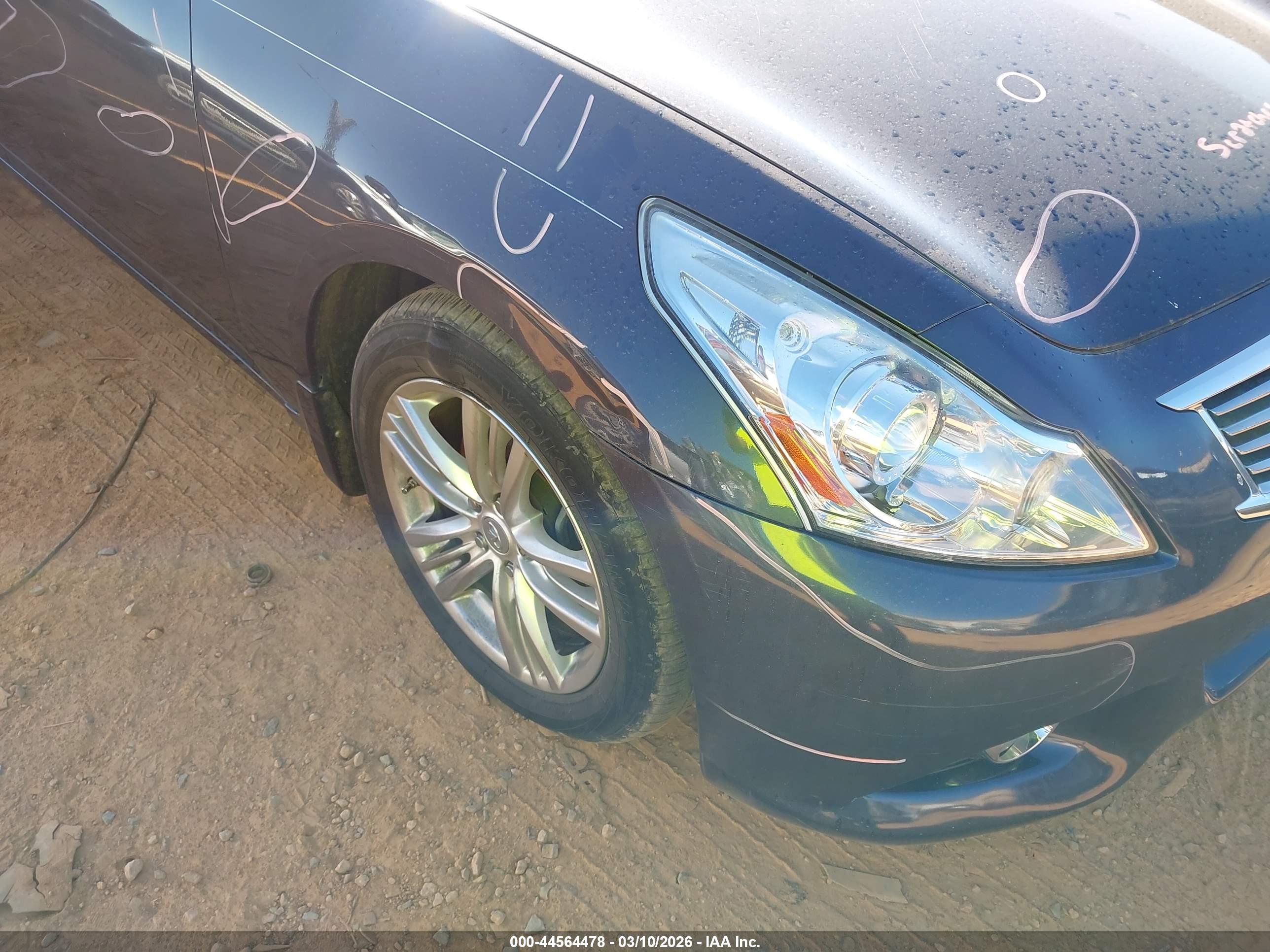INFINITI G37 image 6
