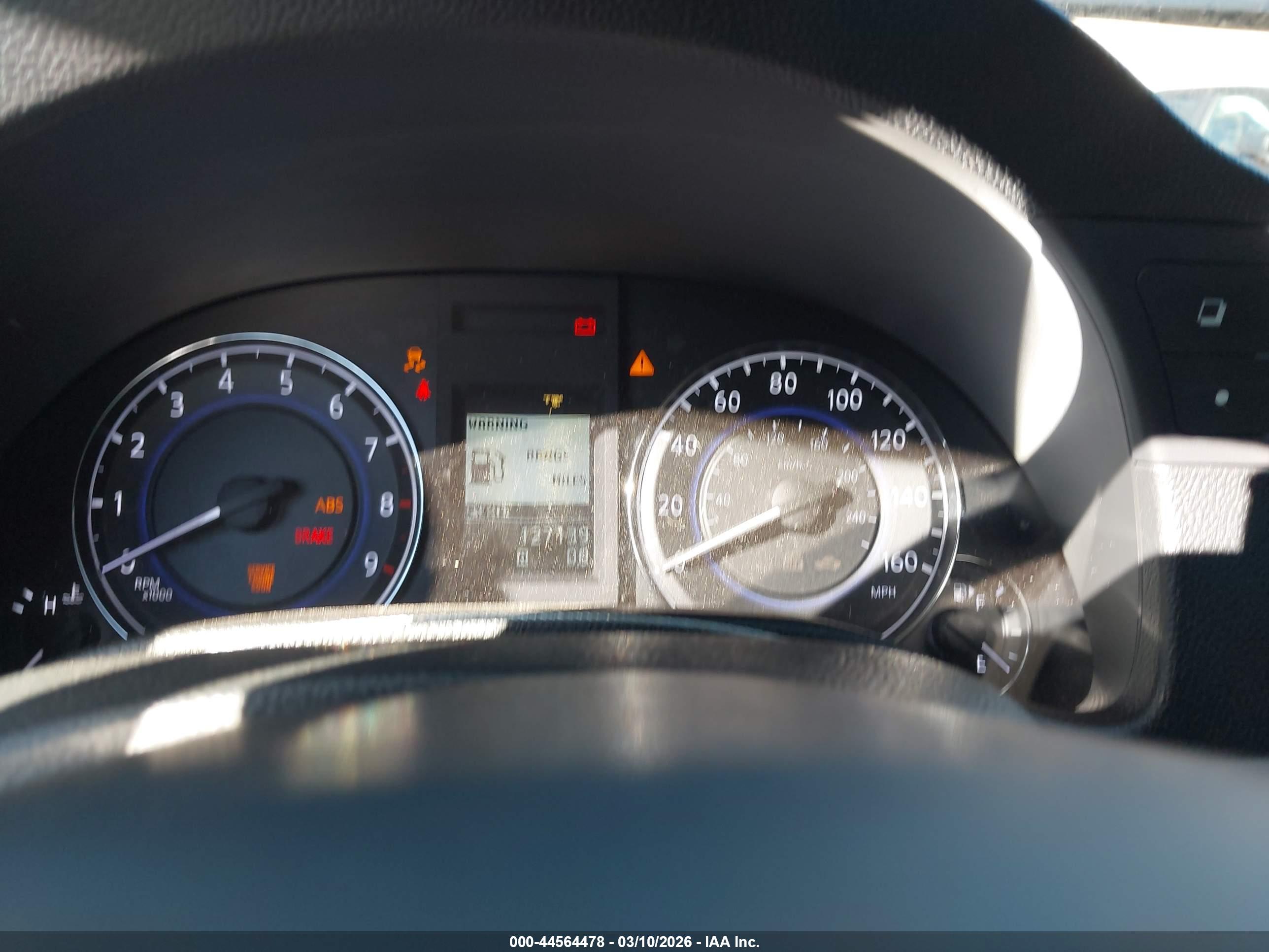 INFINITI G37 image 7