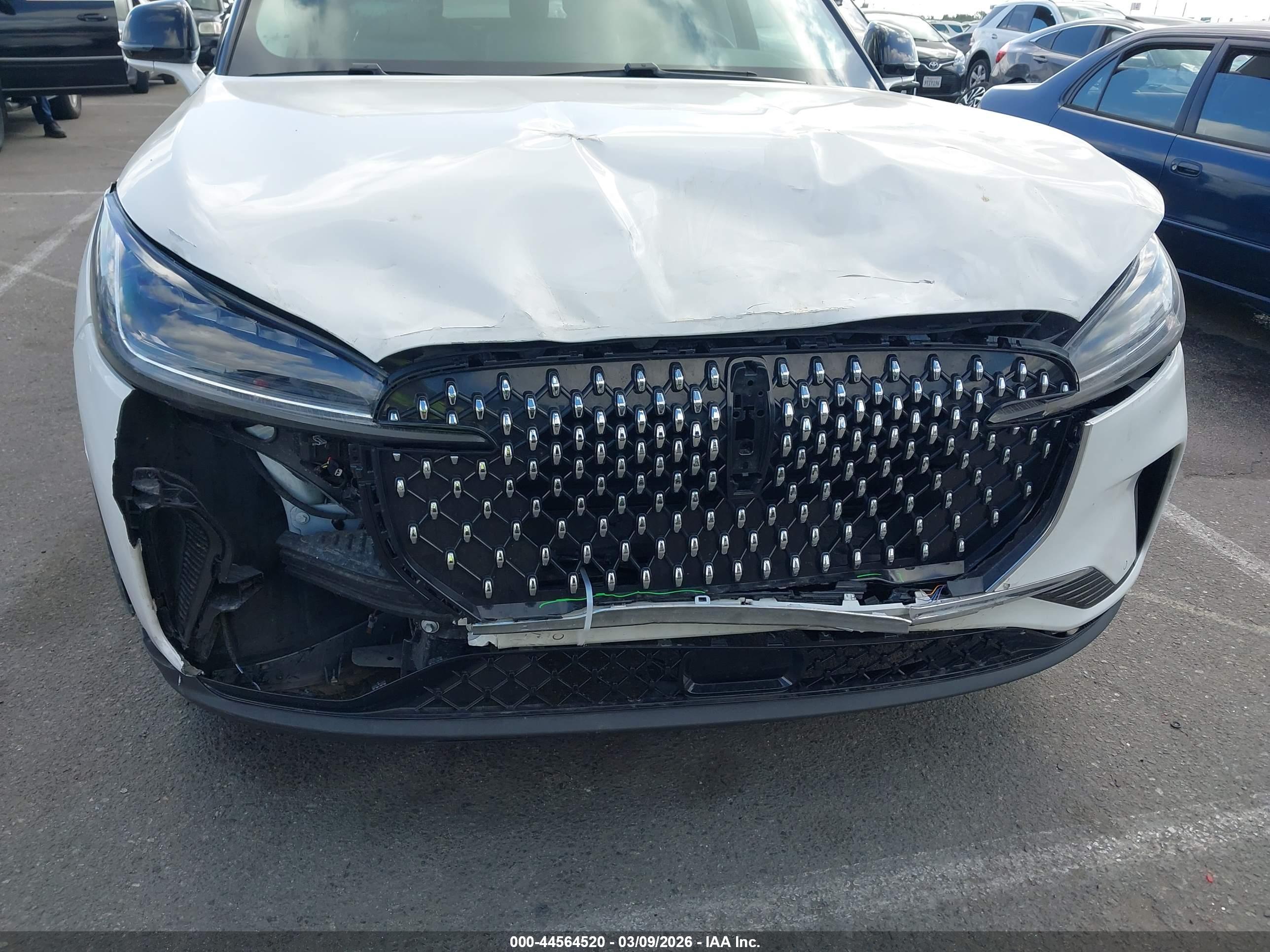 LINCOLN AVIATOR image 6