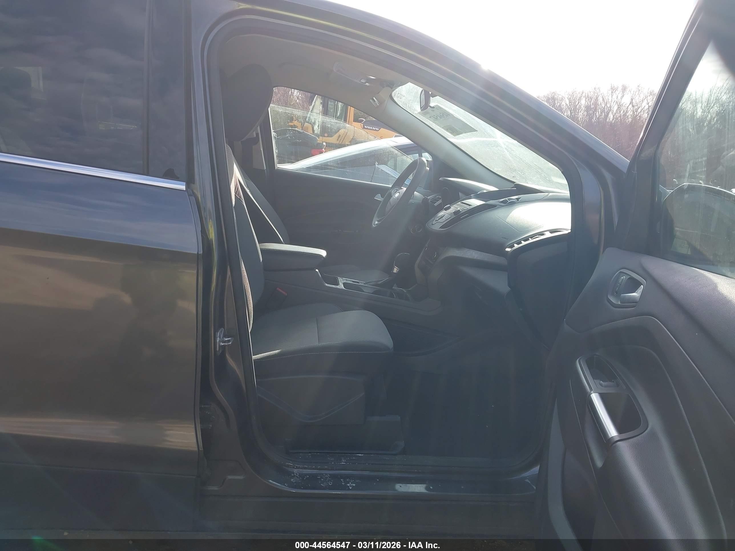 FORD ESCAPE image 5