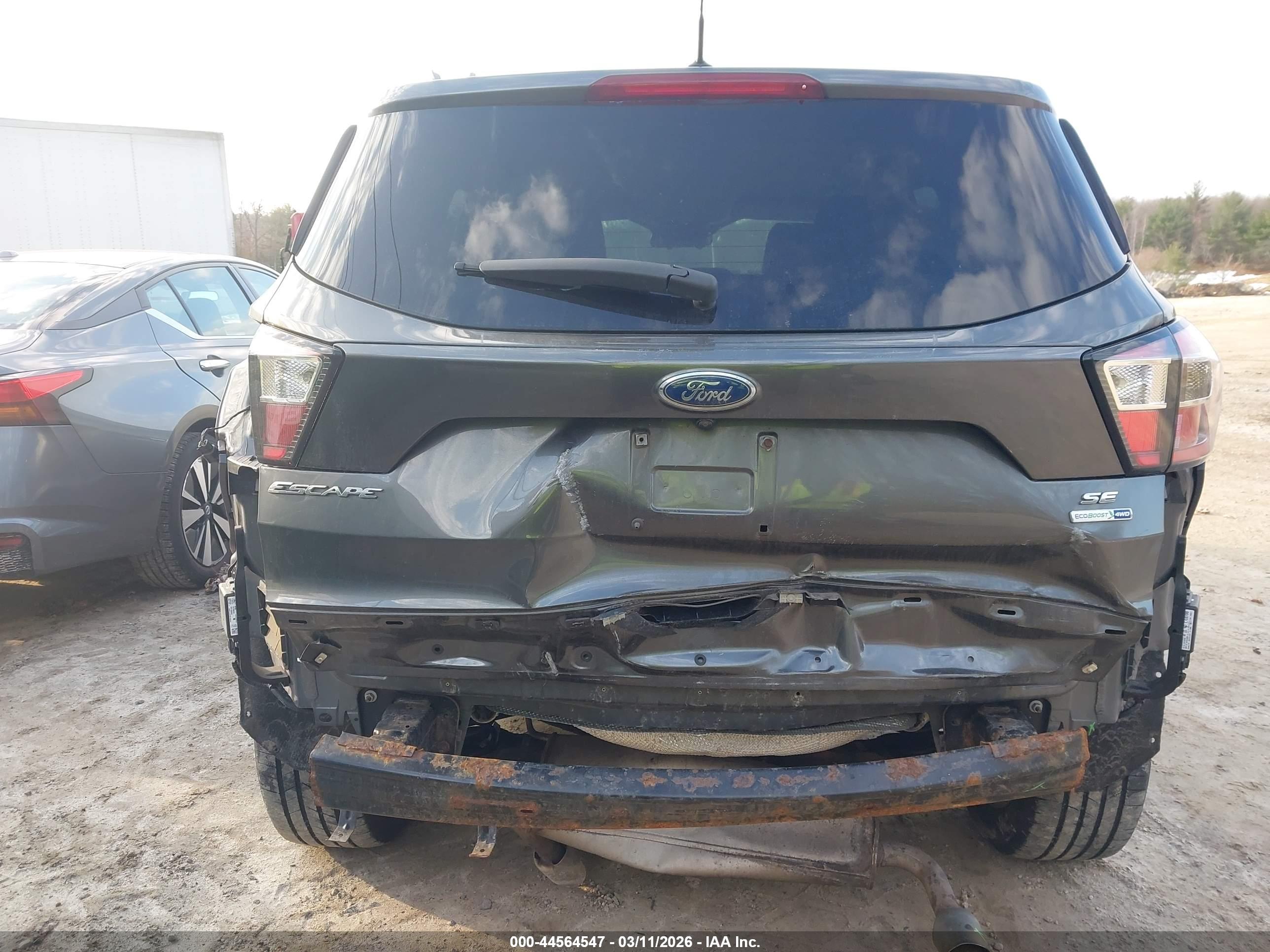 FORD ESCAPE image 6