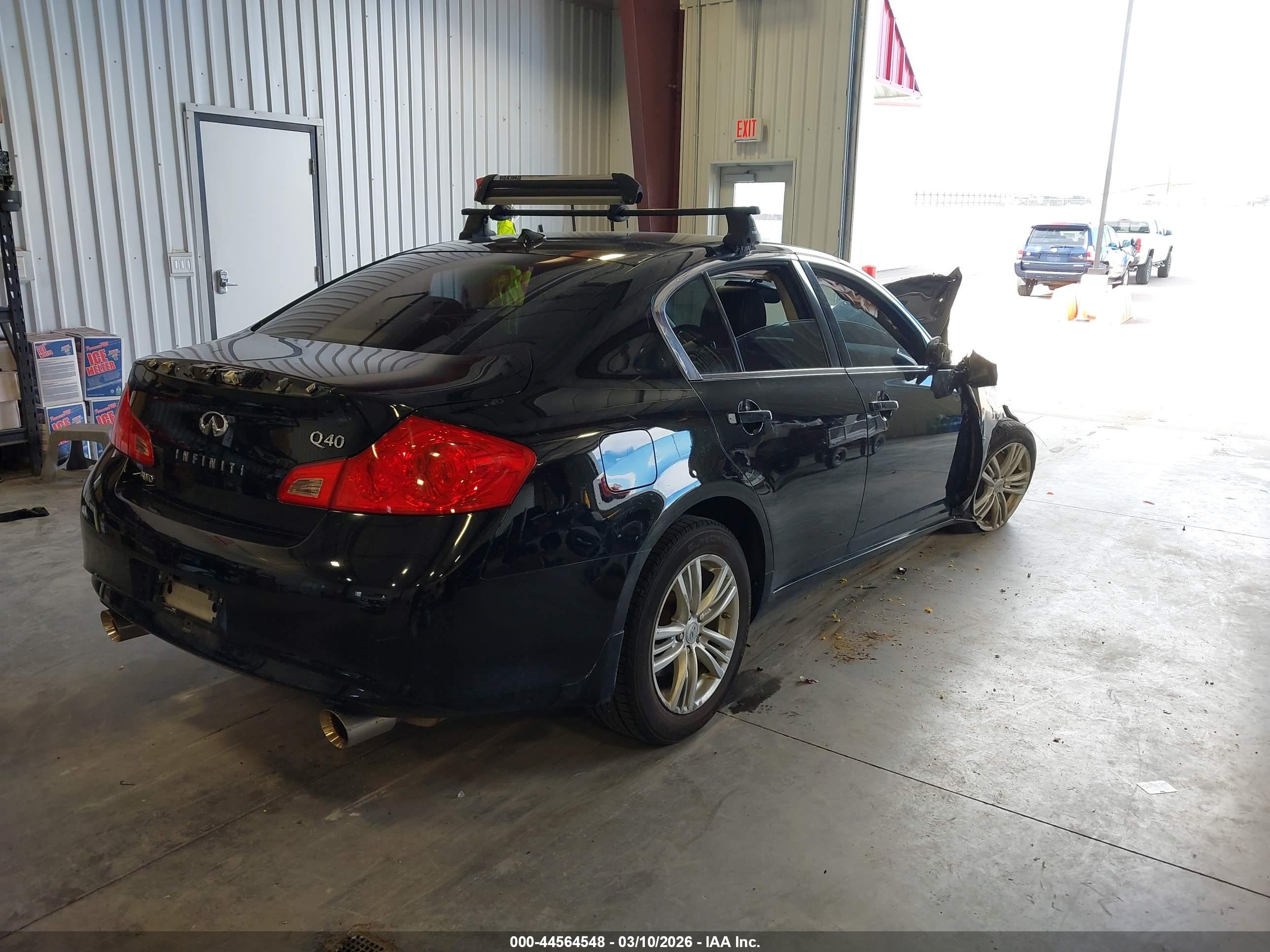INFINITI Q40 image 4