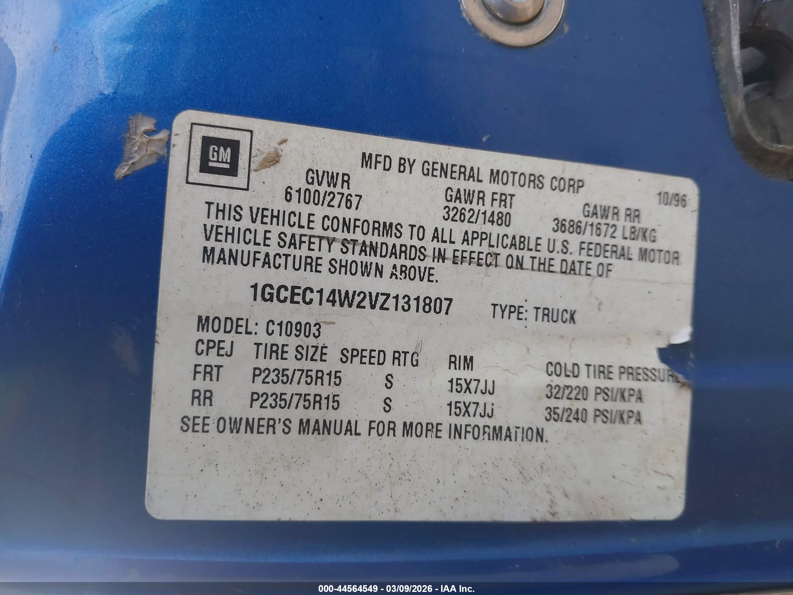CHEVROLET C1500 image 9