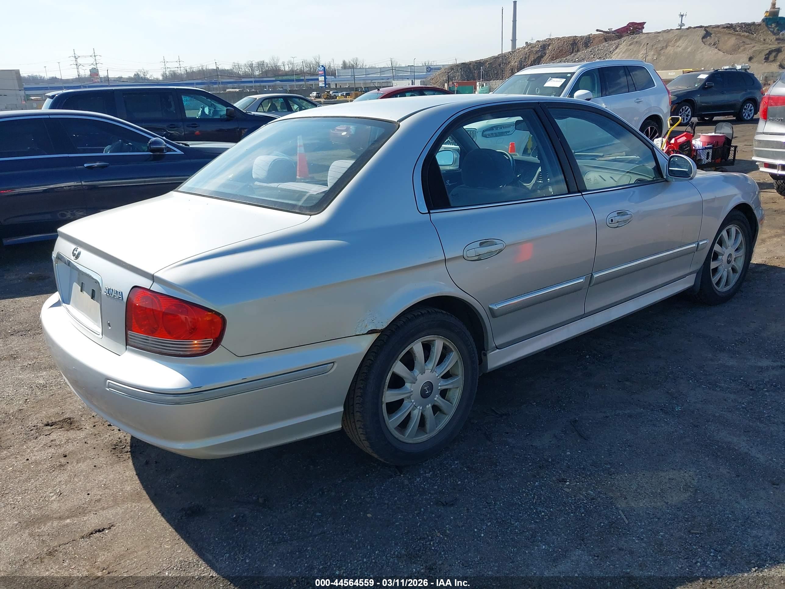 HYUNDAI SONATA image 4