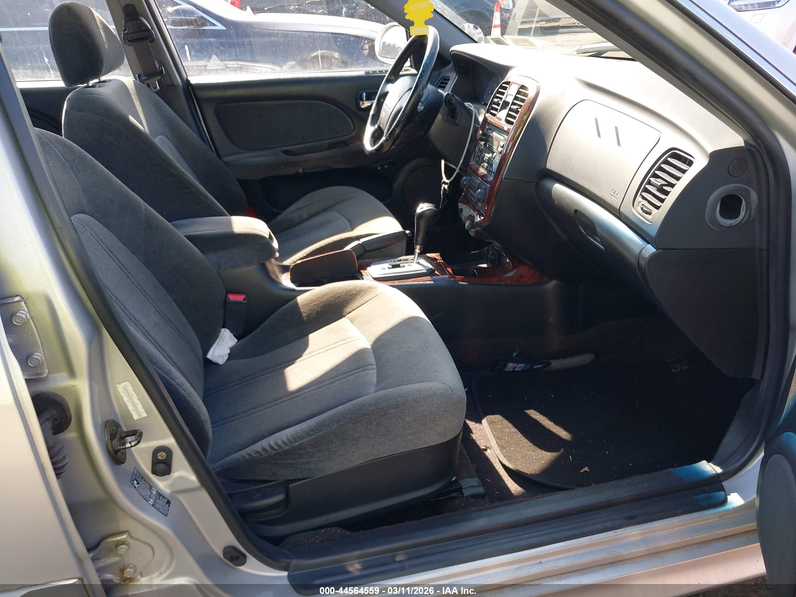 HYUNDAI SONATA image 5
