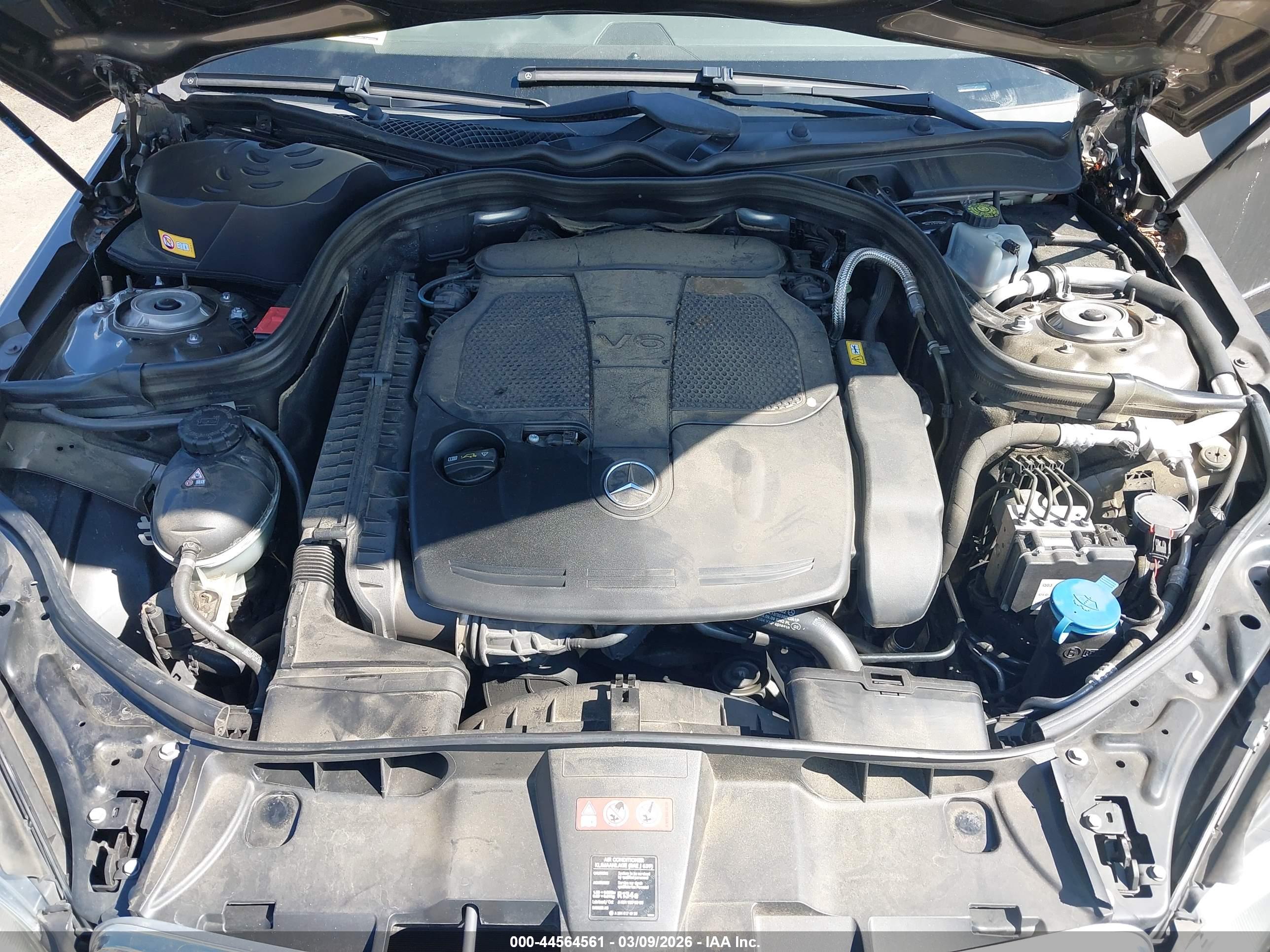 MERCEDES-BENZ E image 10