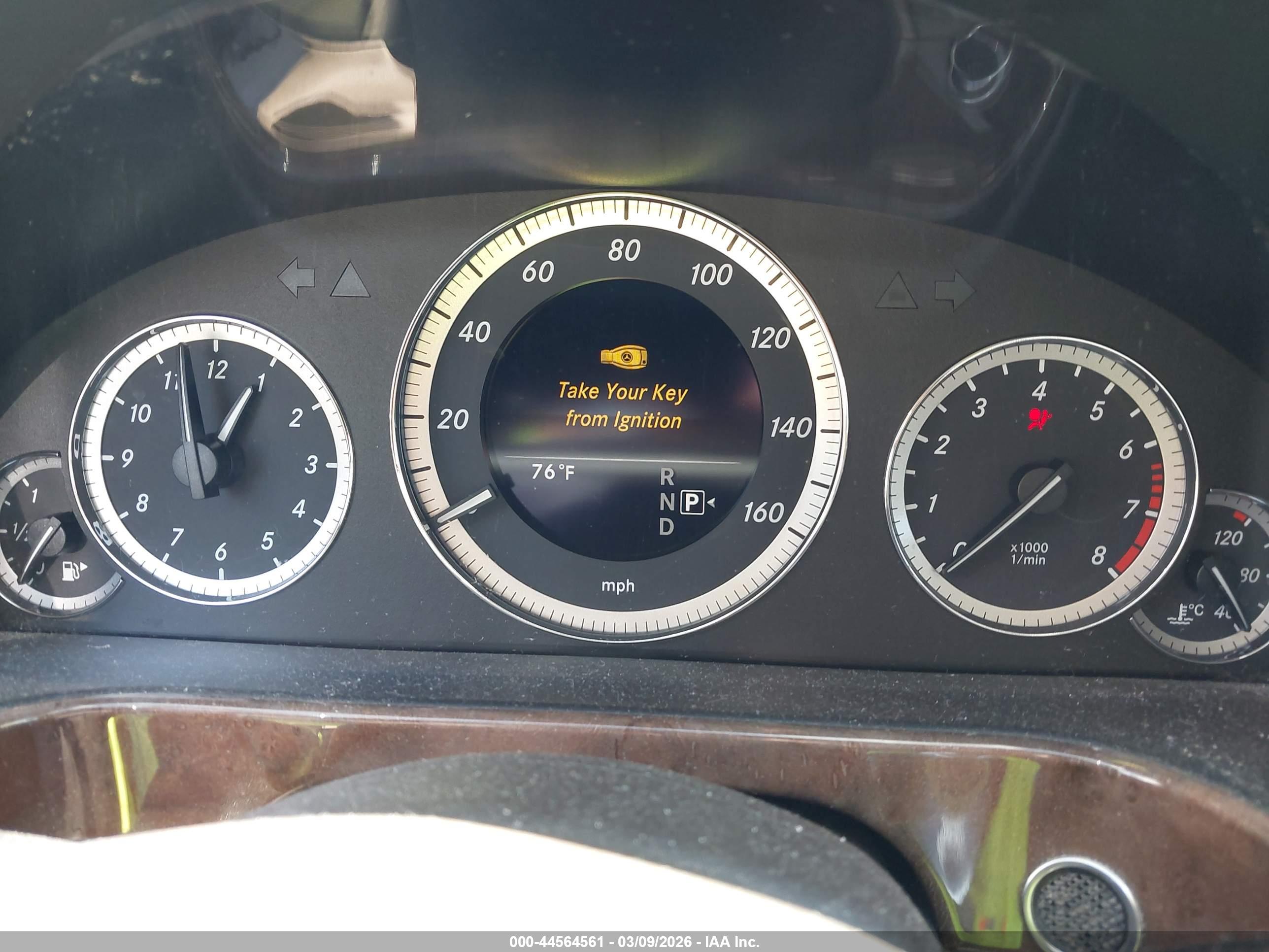 MERCEDES-BENZ E image 7