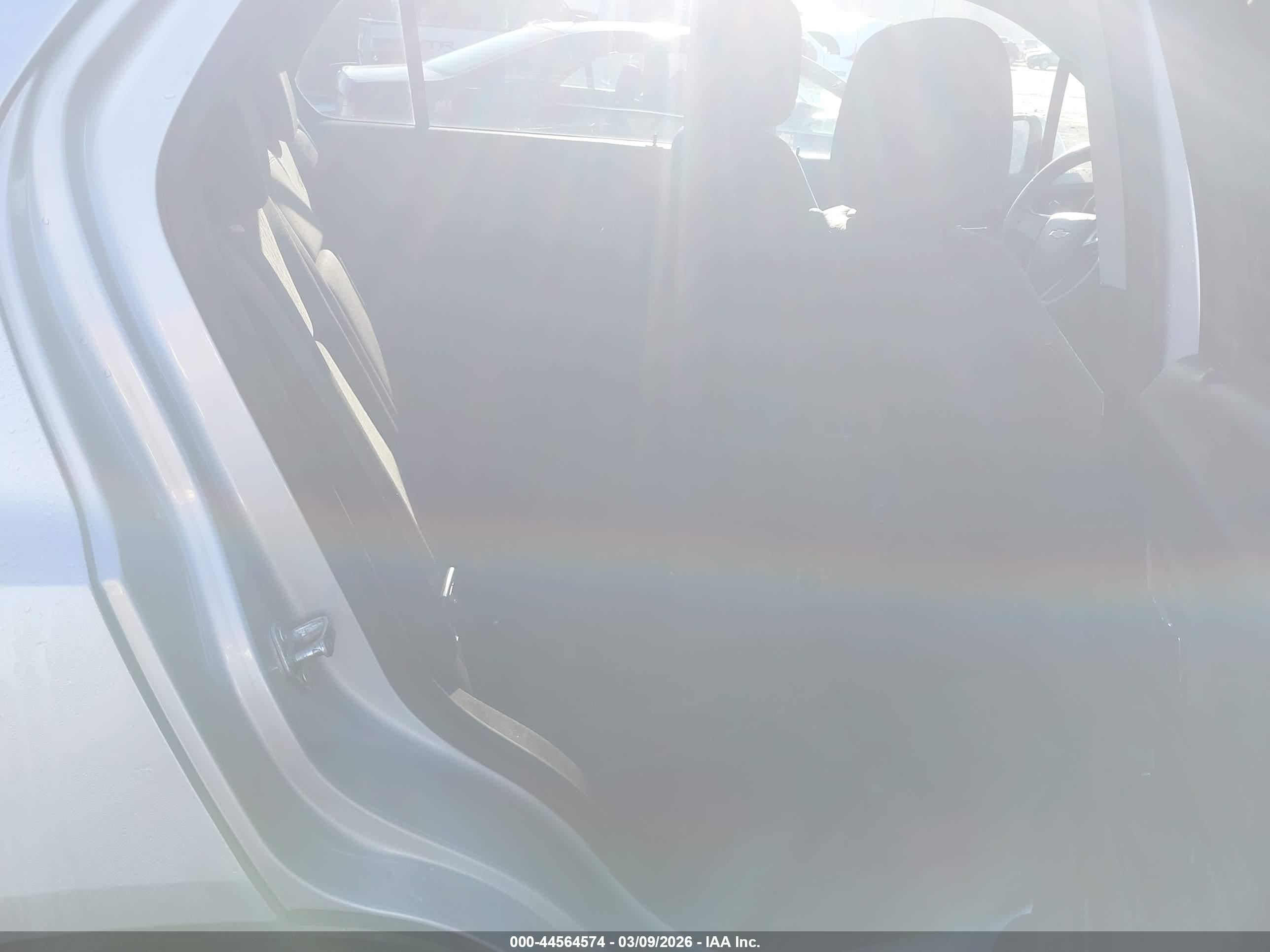 CHEVROLET TRAX image 8