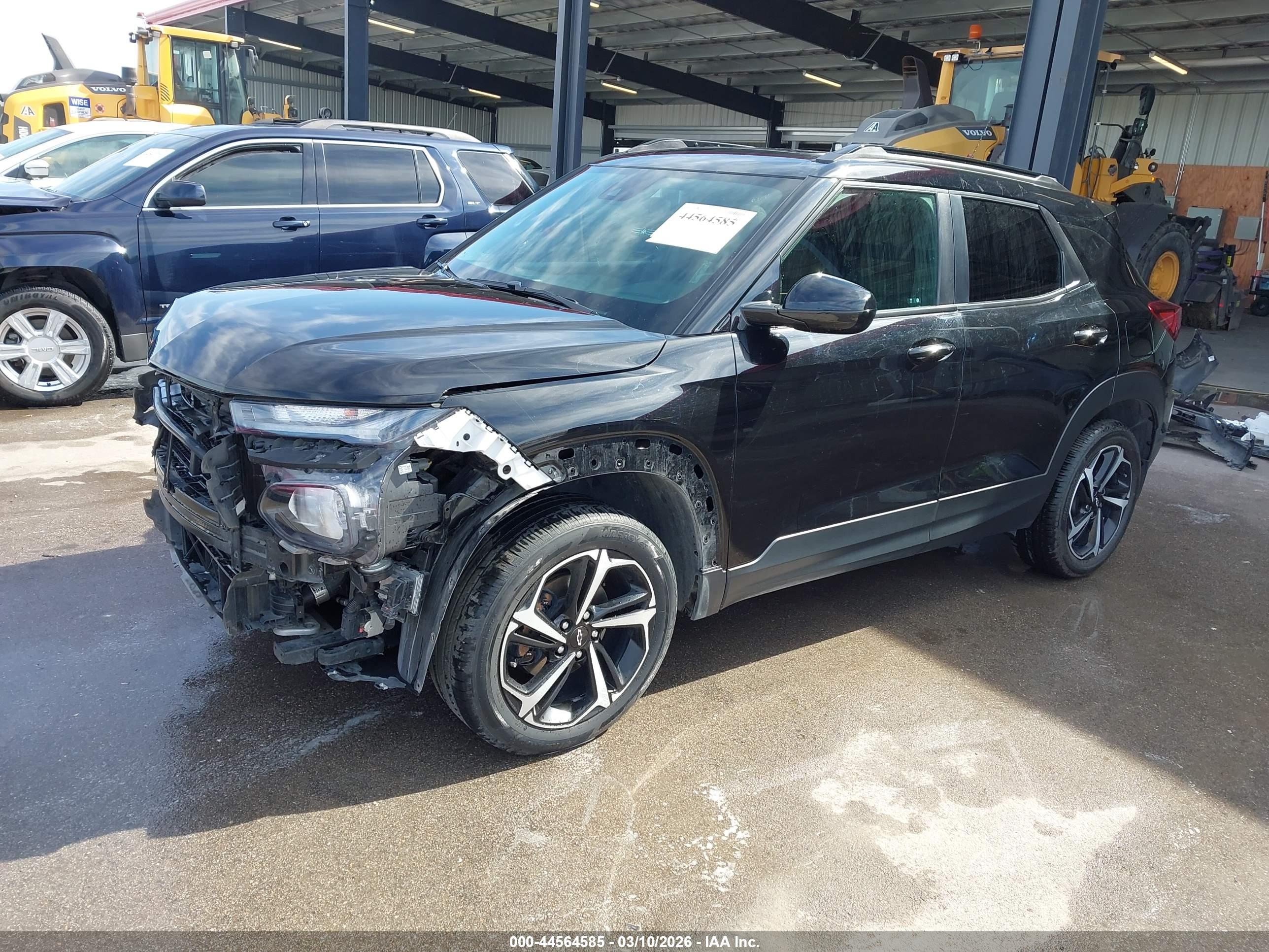 CHEVROLET TRAILBLAZER image 2