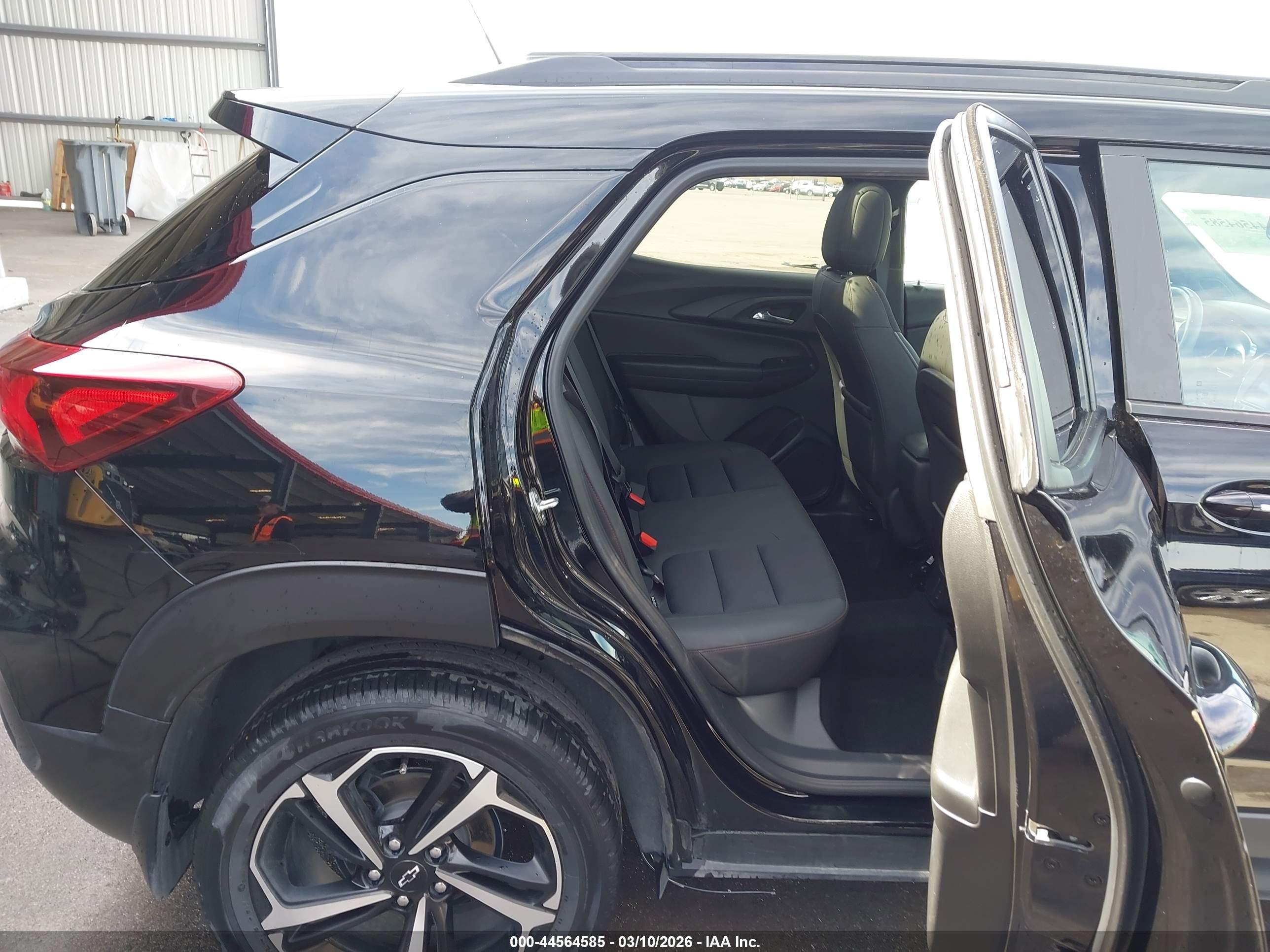 CHEVROLET TRAILBLAZER image 8