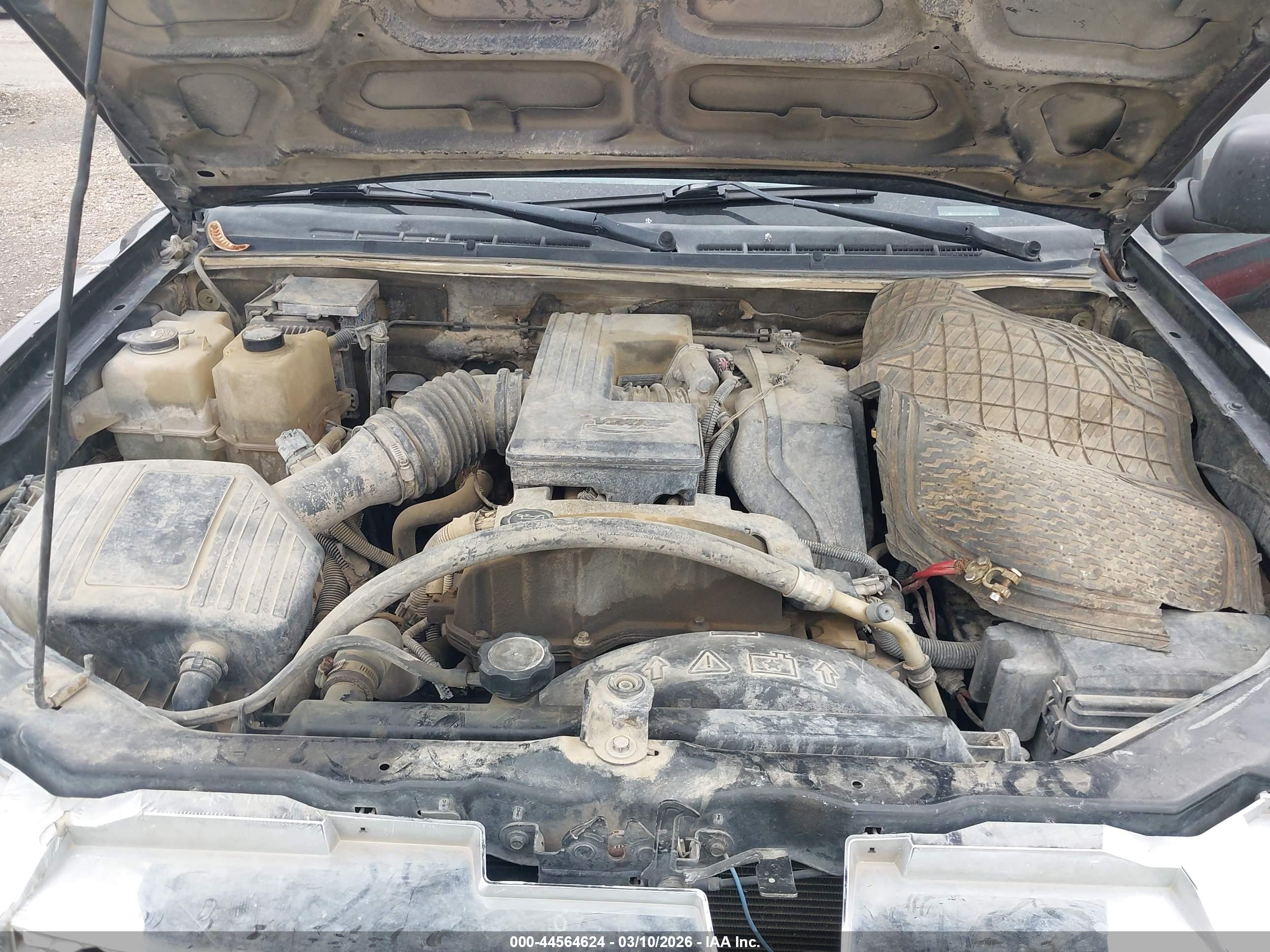 CHEVROLET COLORADO image 10