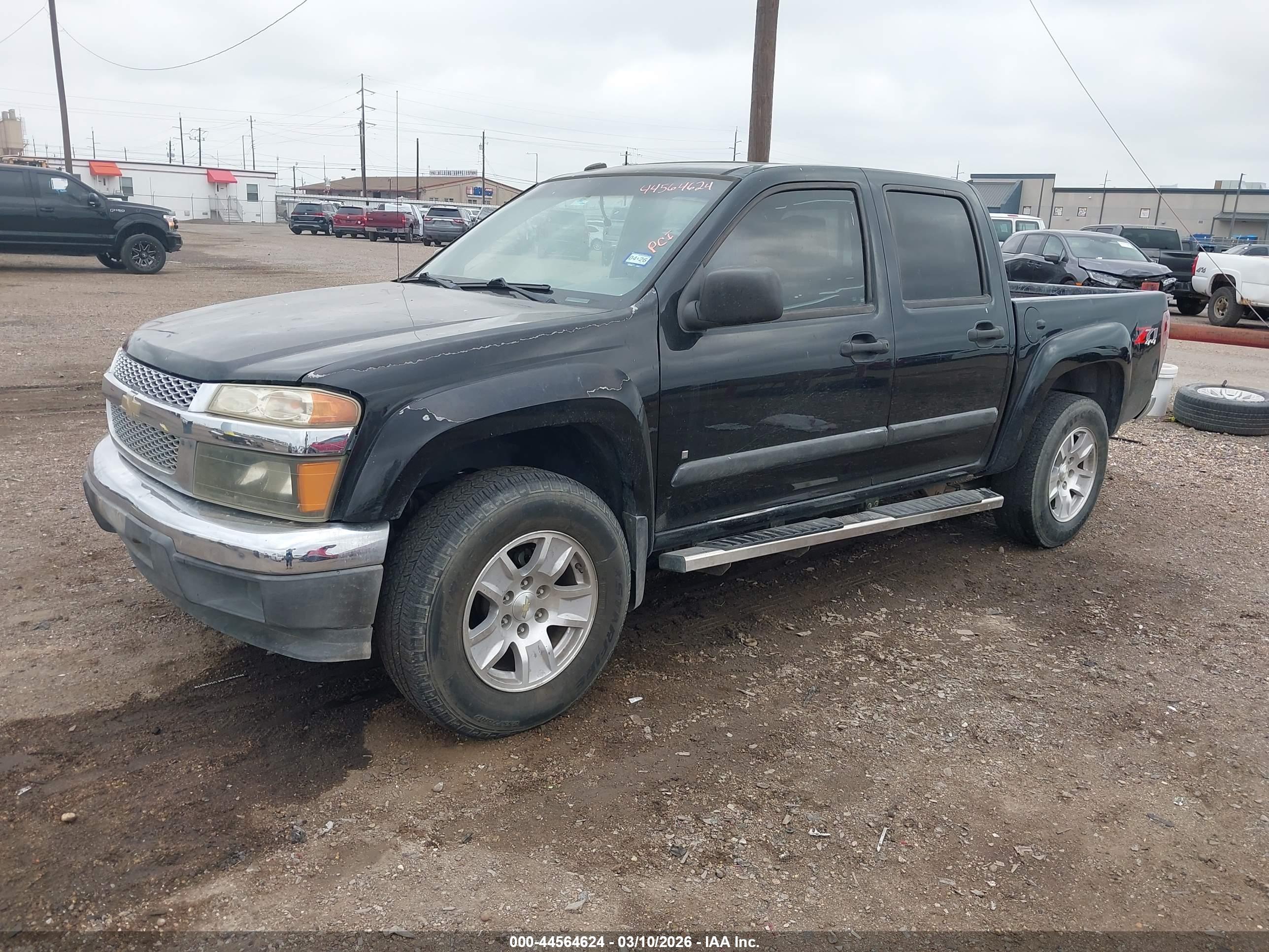 CHEVROLET COLORADO image 2