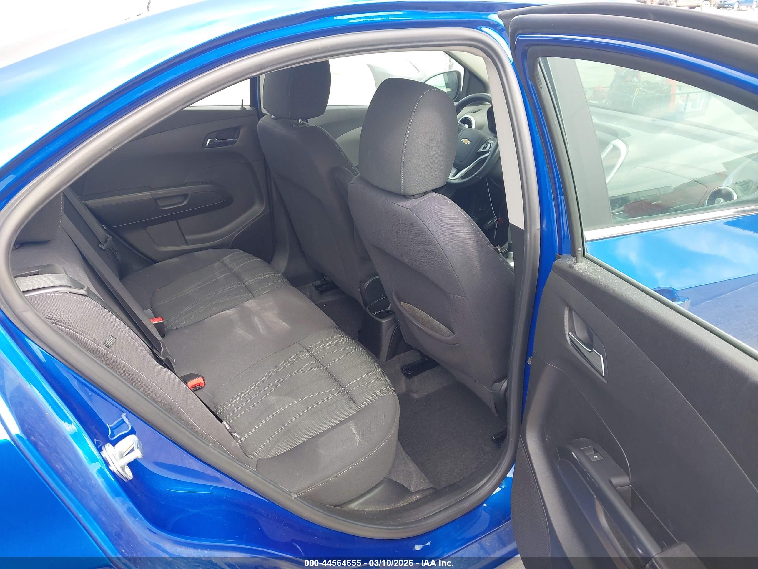 CHEVROLET SONIC image 8
