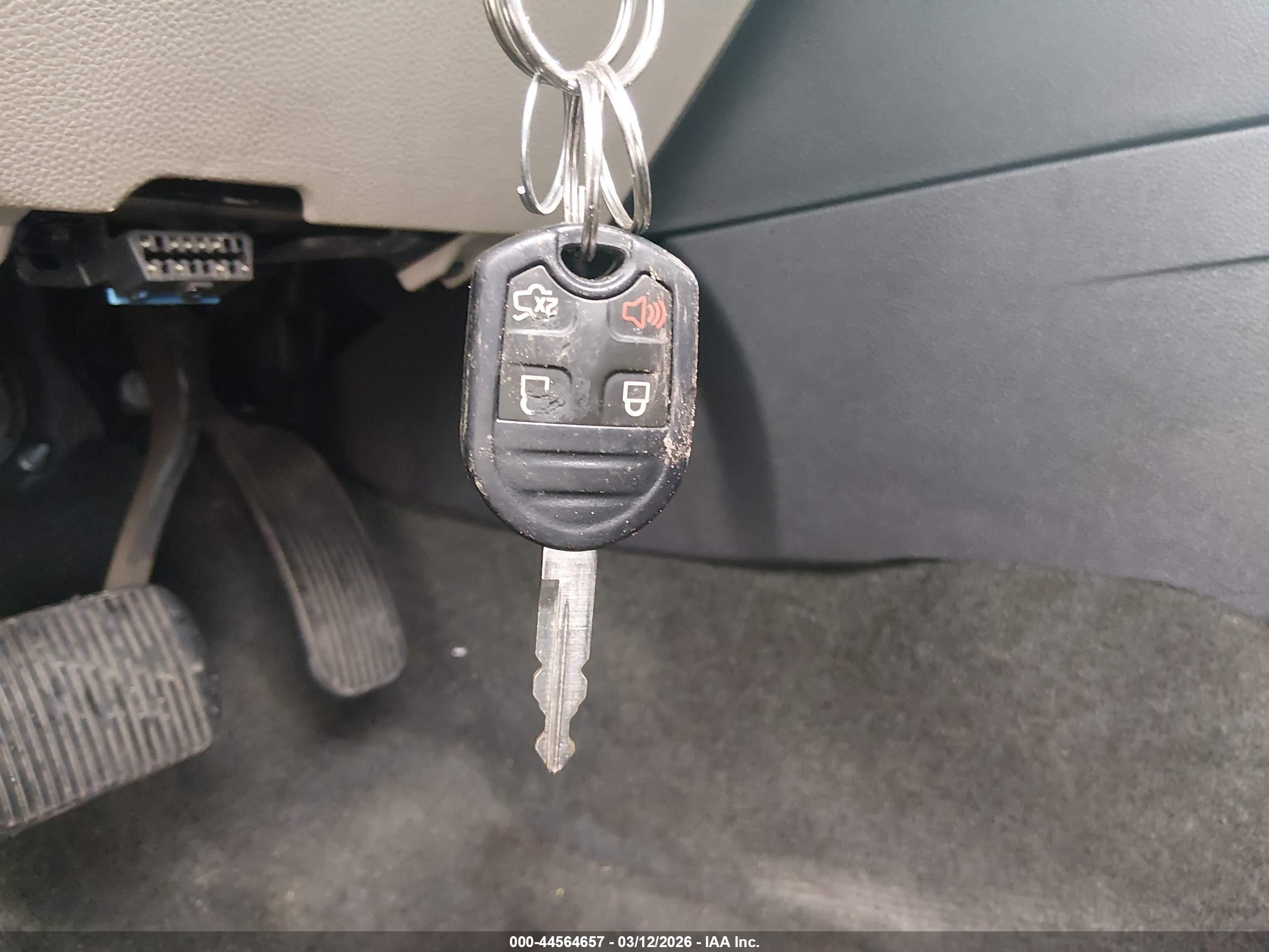 FORD EXPLORER image 11