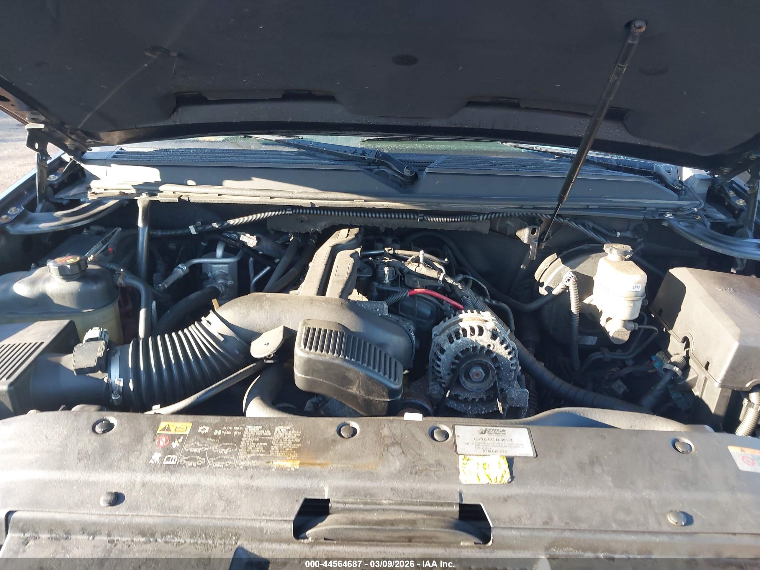 GMC YUKON image 10