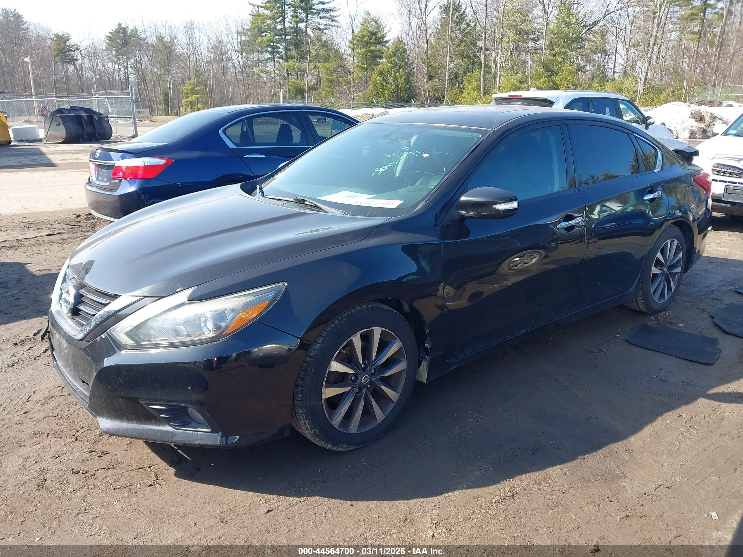 NISSAN ALTIMA image 2