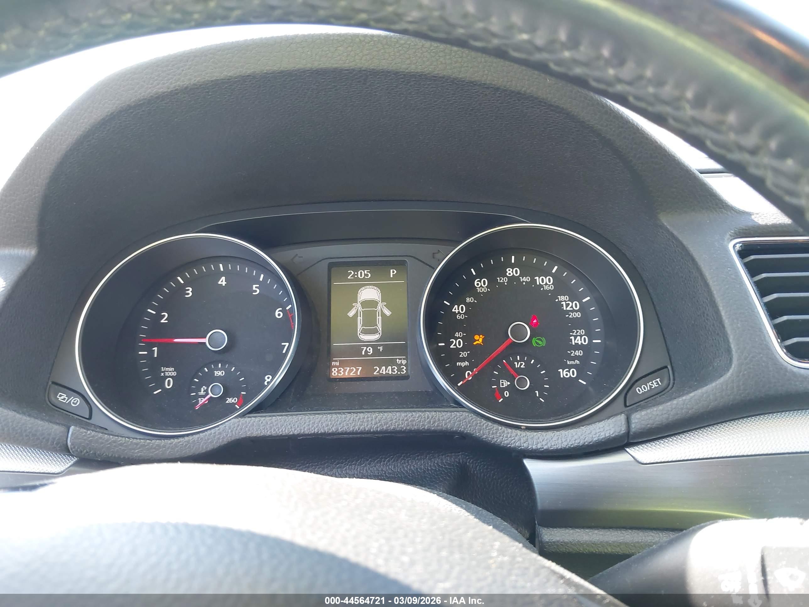 VOLKSWAGEN PASSAT image 7