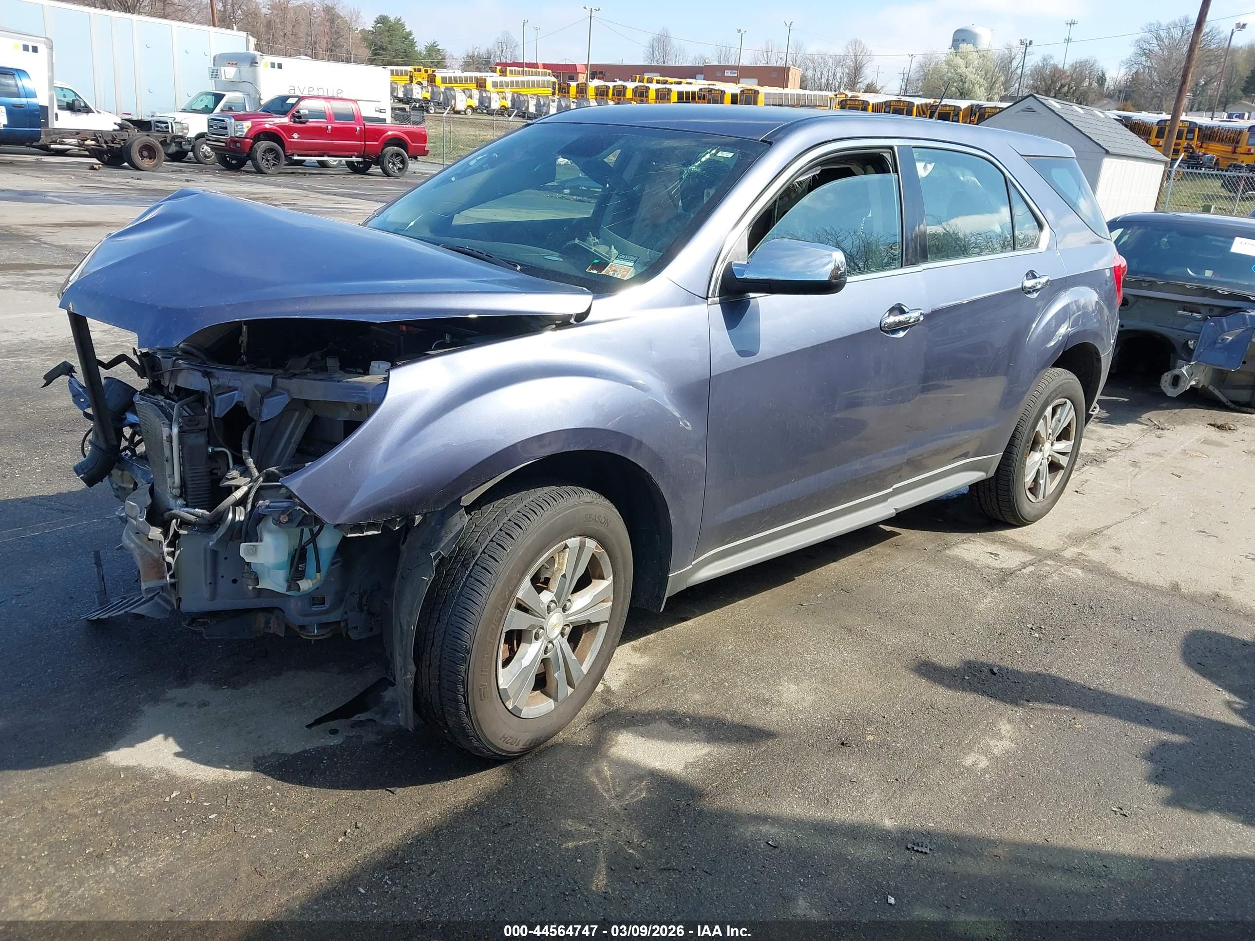 CHEVROLET EQUINOX image 2