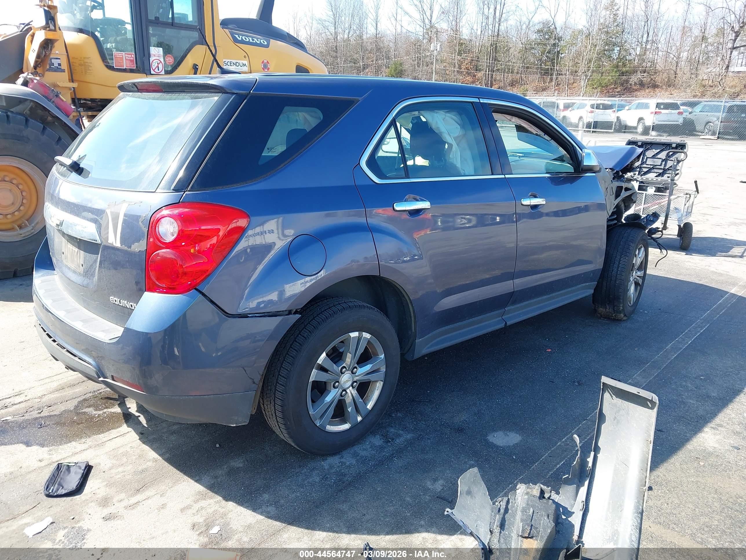 CHEVROLET EQUINOX image 4