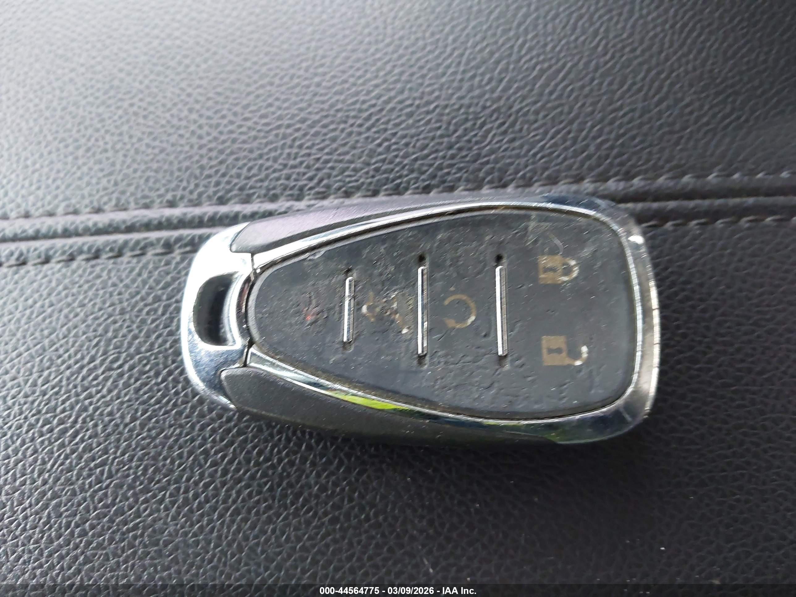 CHEVROLET EQUINOX image 11