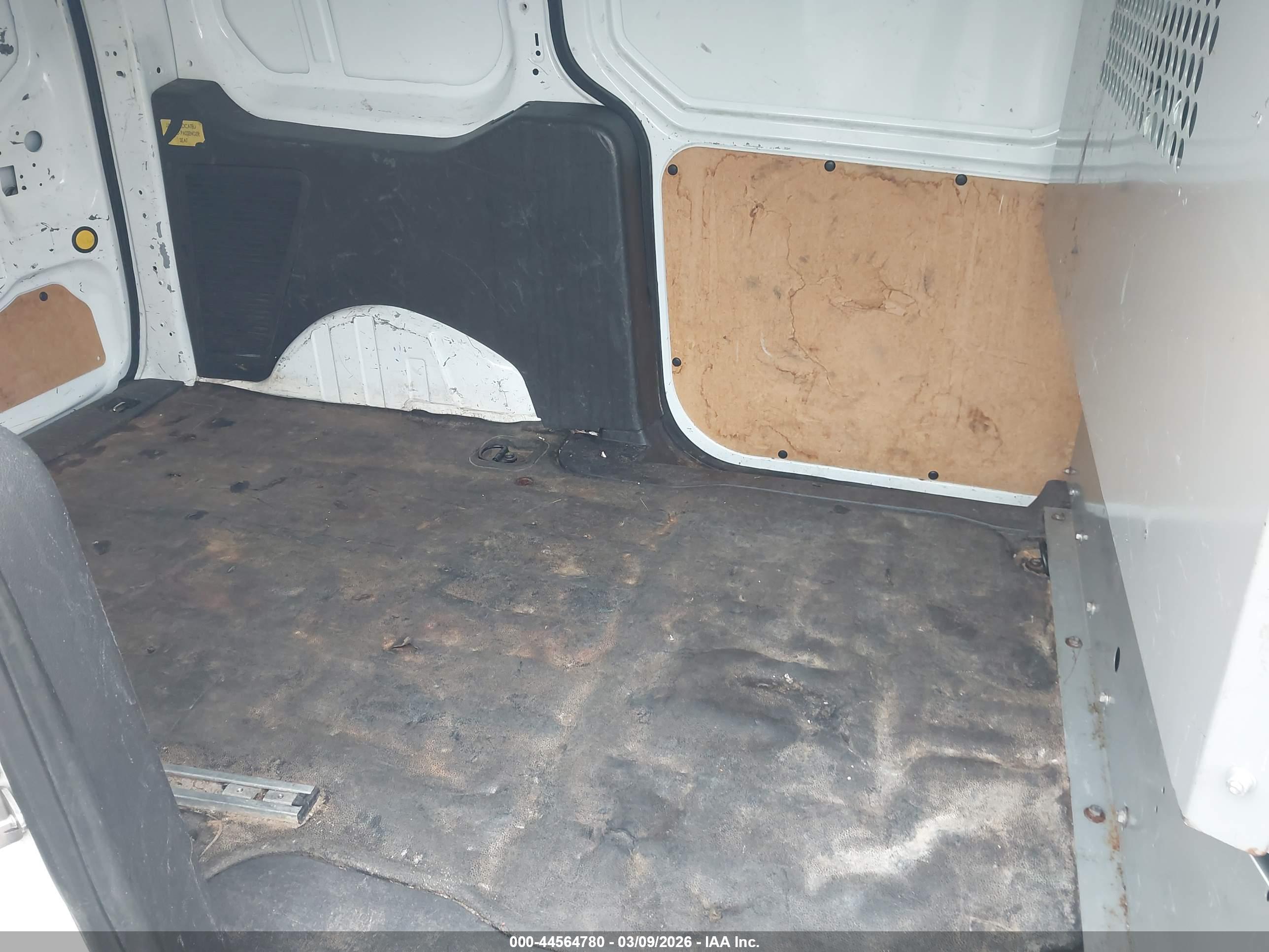 FORD TRANSIT image 8