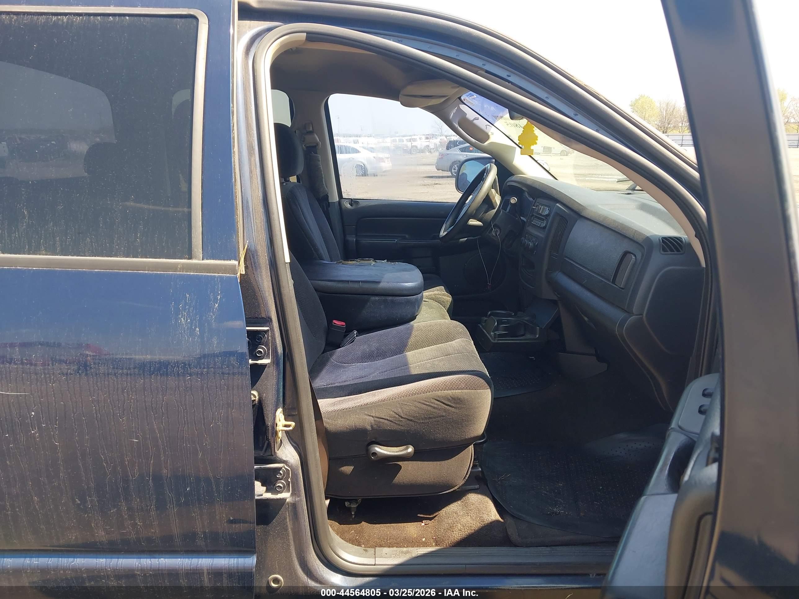 DODGE RAM image 5
