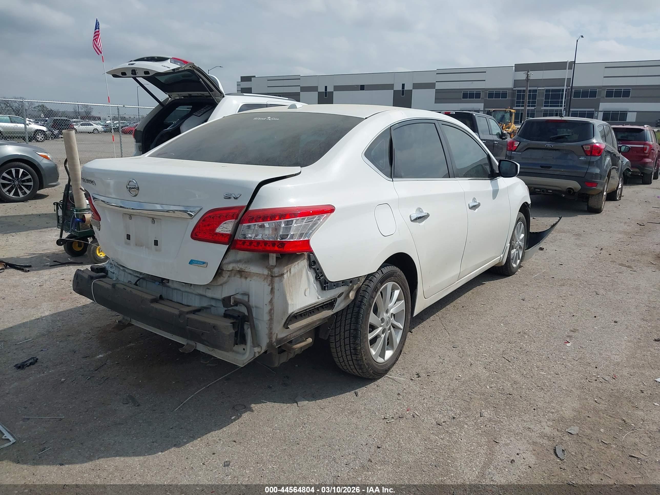 NISSAN SENTRA image 4