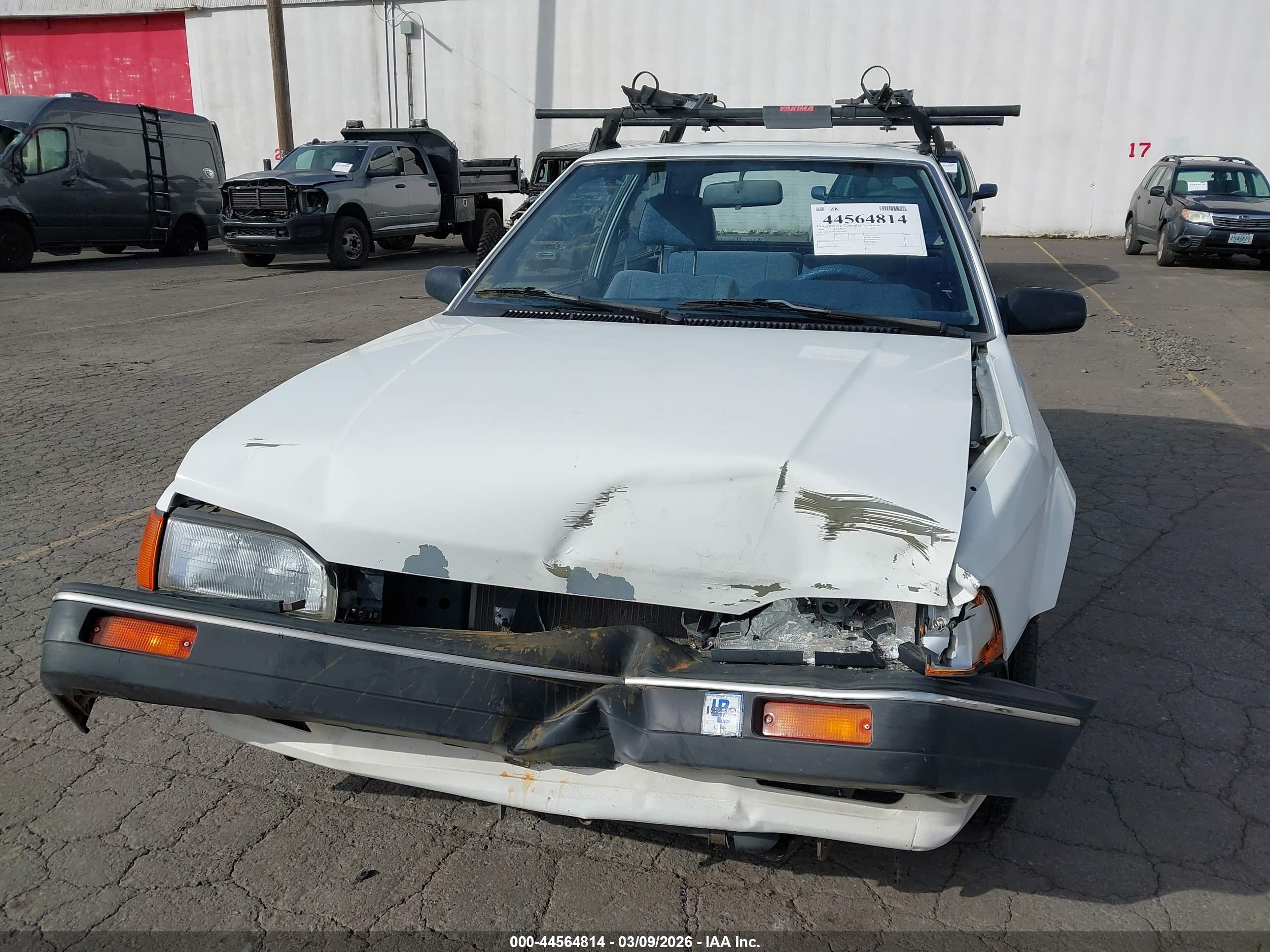 MAZDA 323 image 6