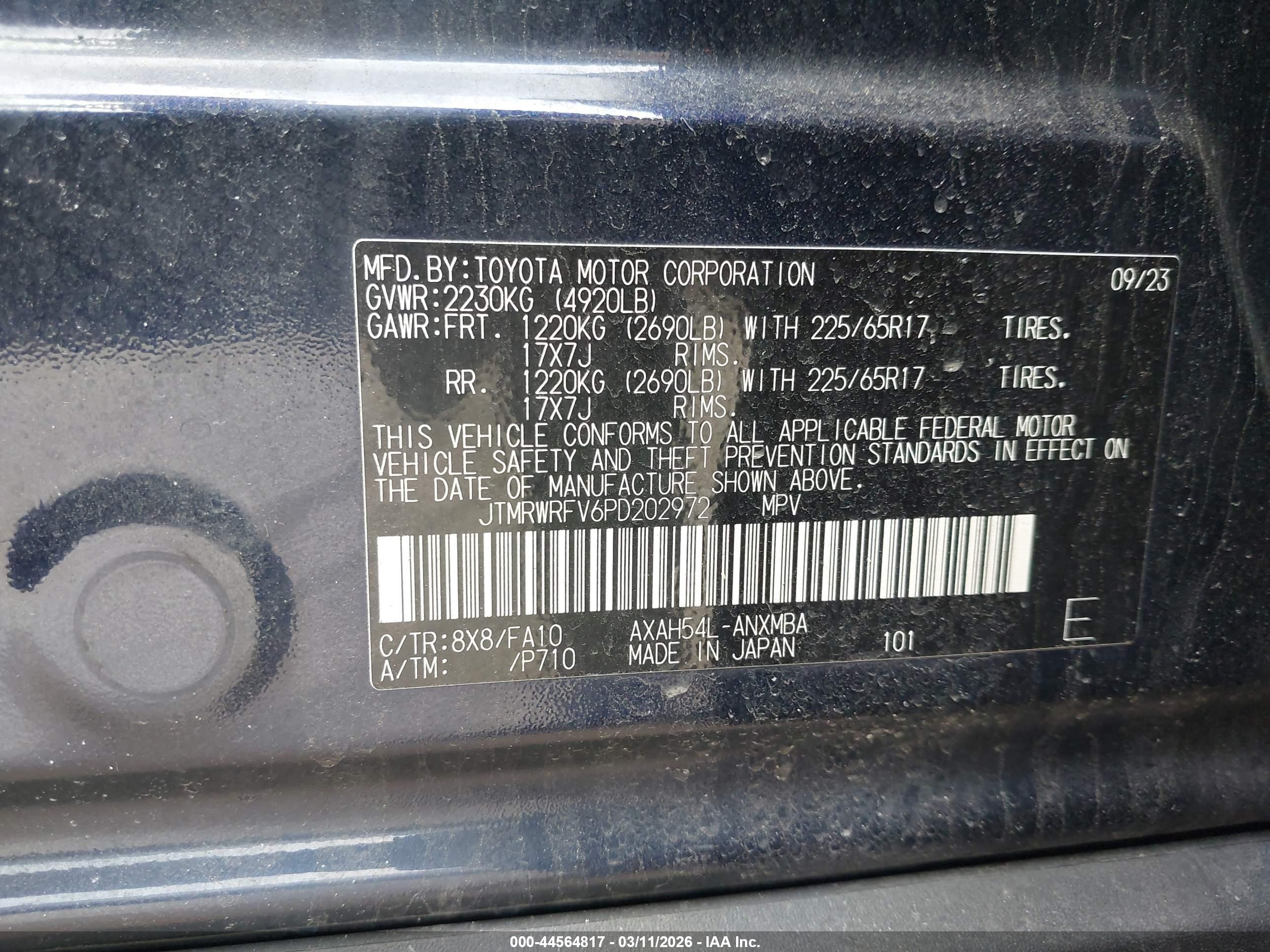 TOYOTA RAV4 image 9