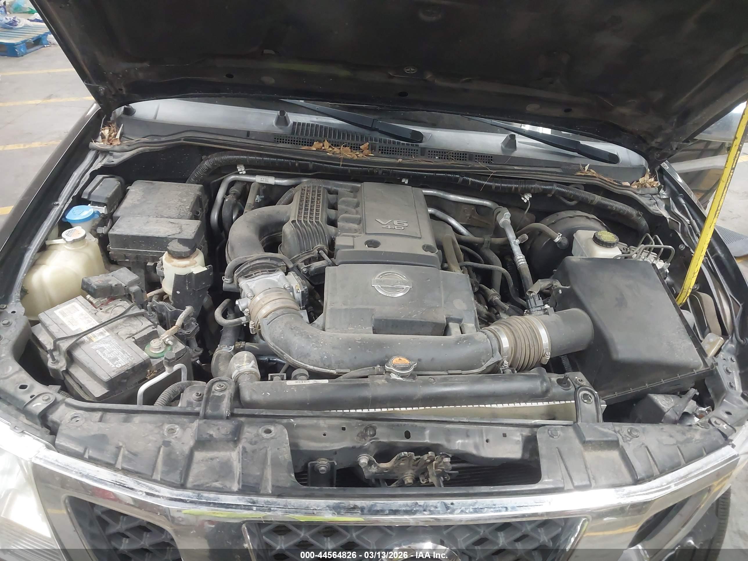 NISSAN FRONTIER image 10