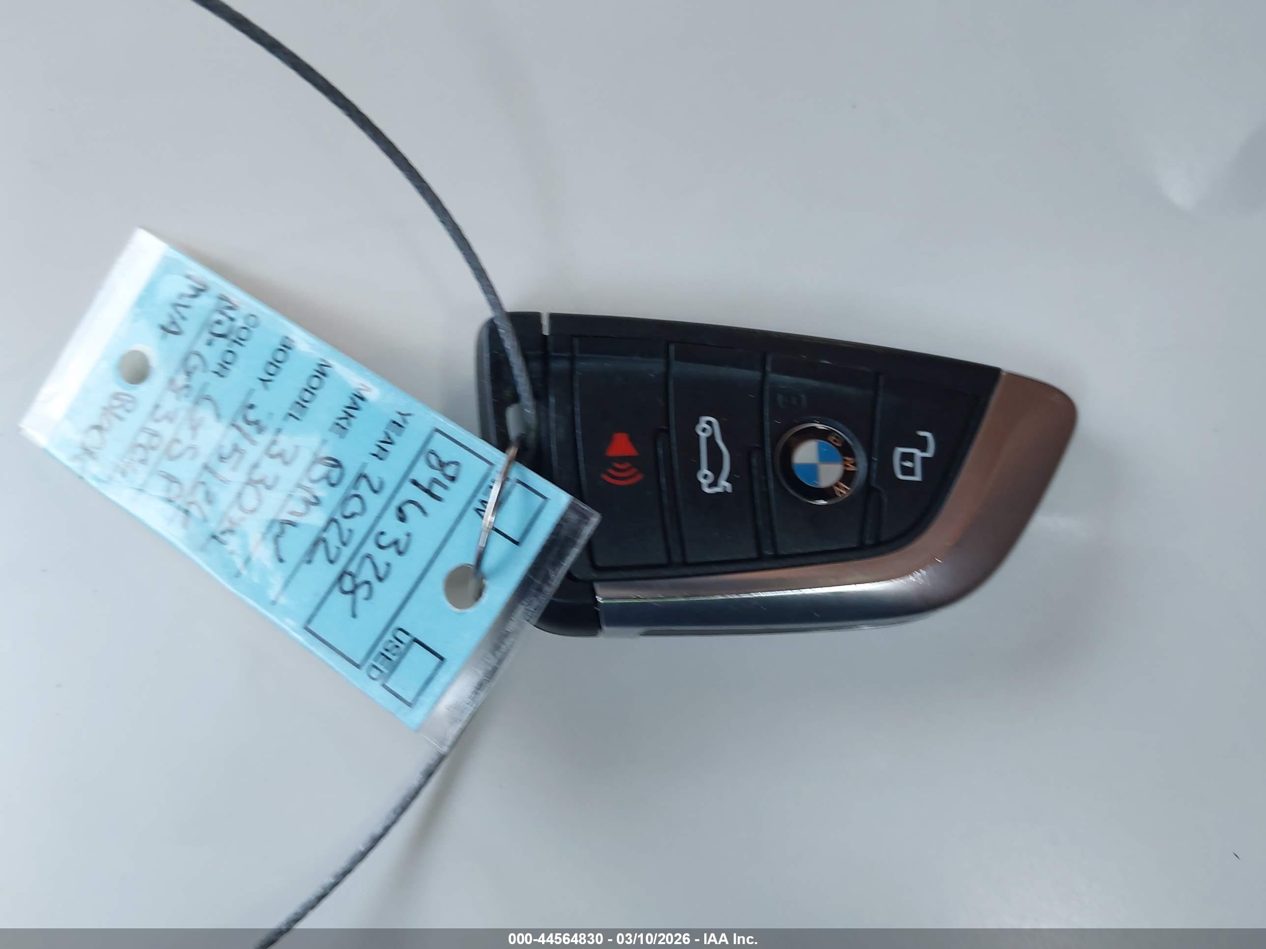 BMW 330I image 11