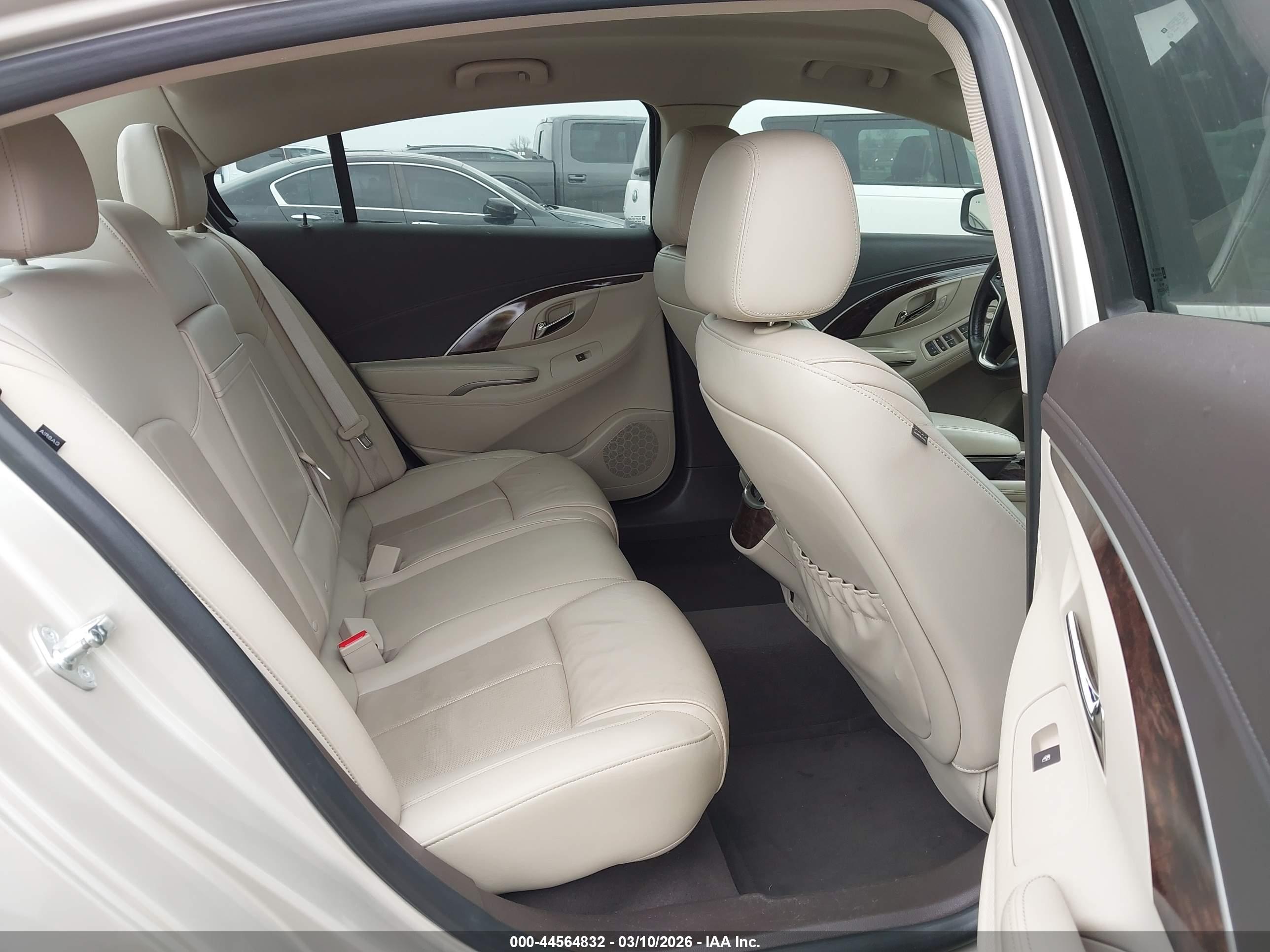 BUICK LACROSSE image 8