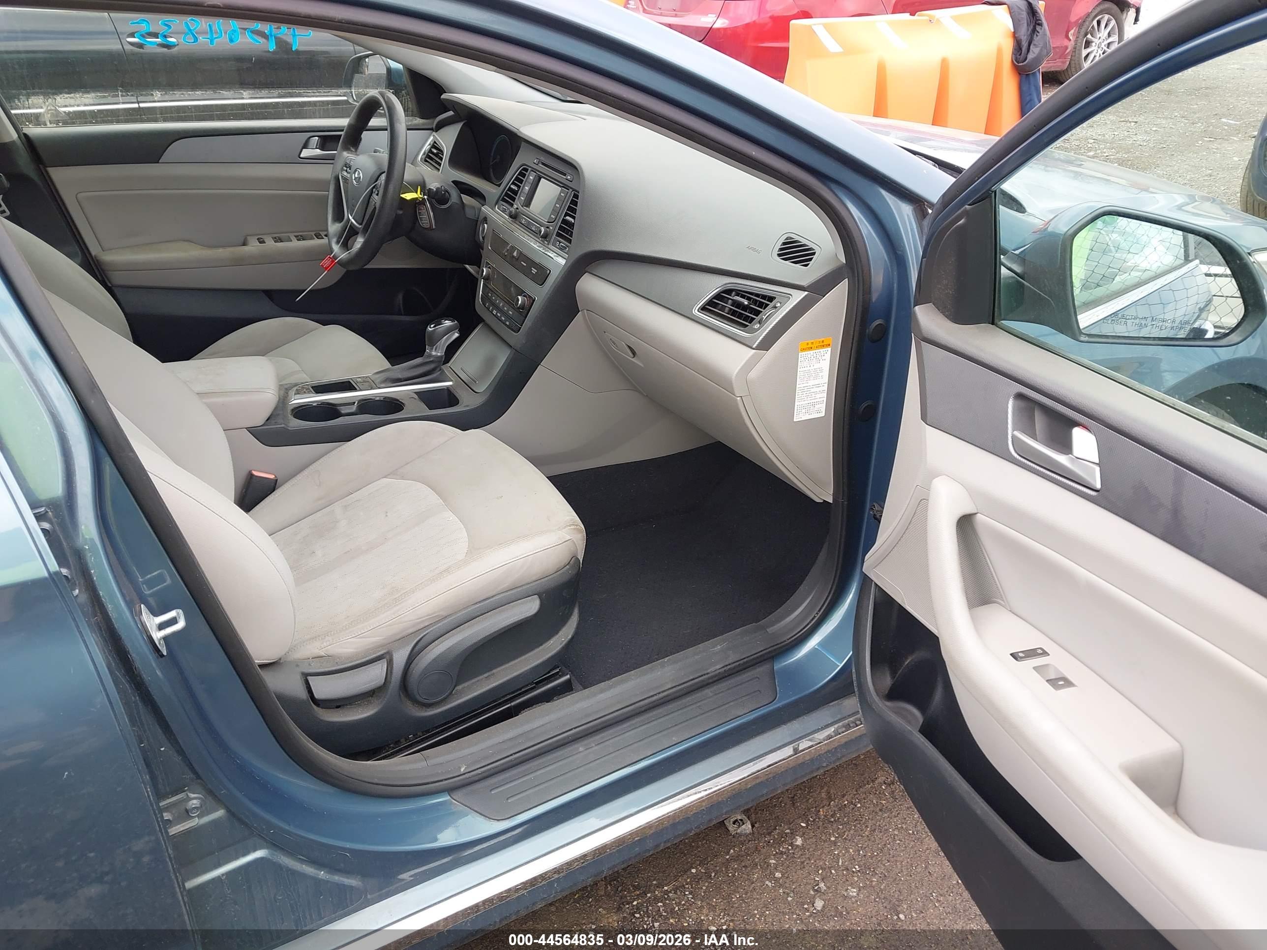 HYUNDAI SONATA image 5