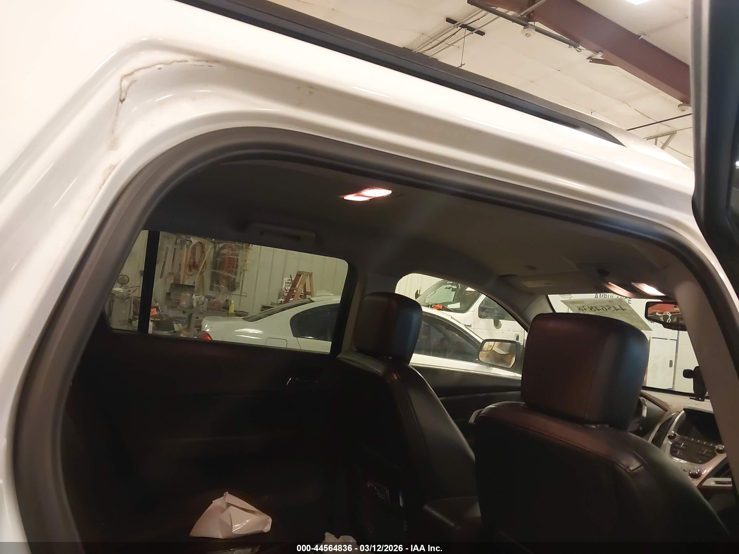 GMC TERRAIN image 8