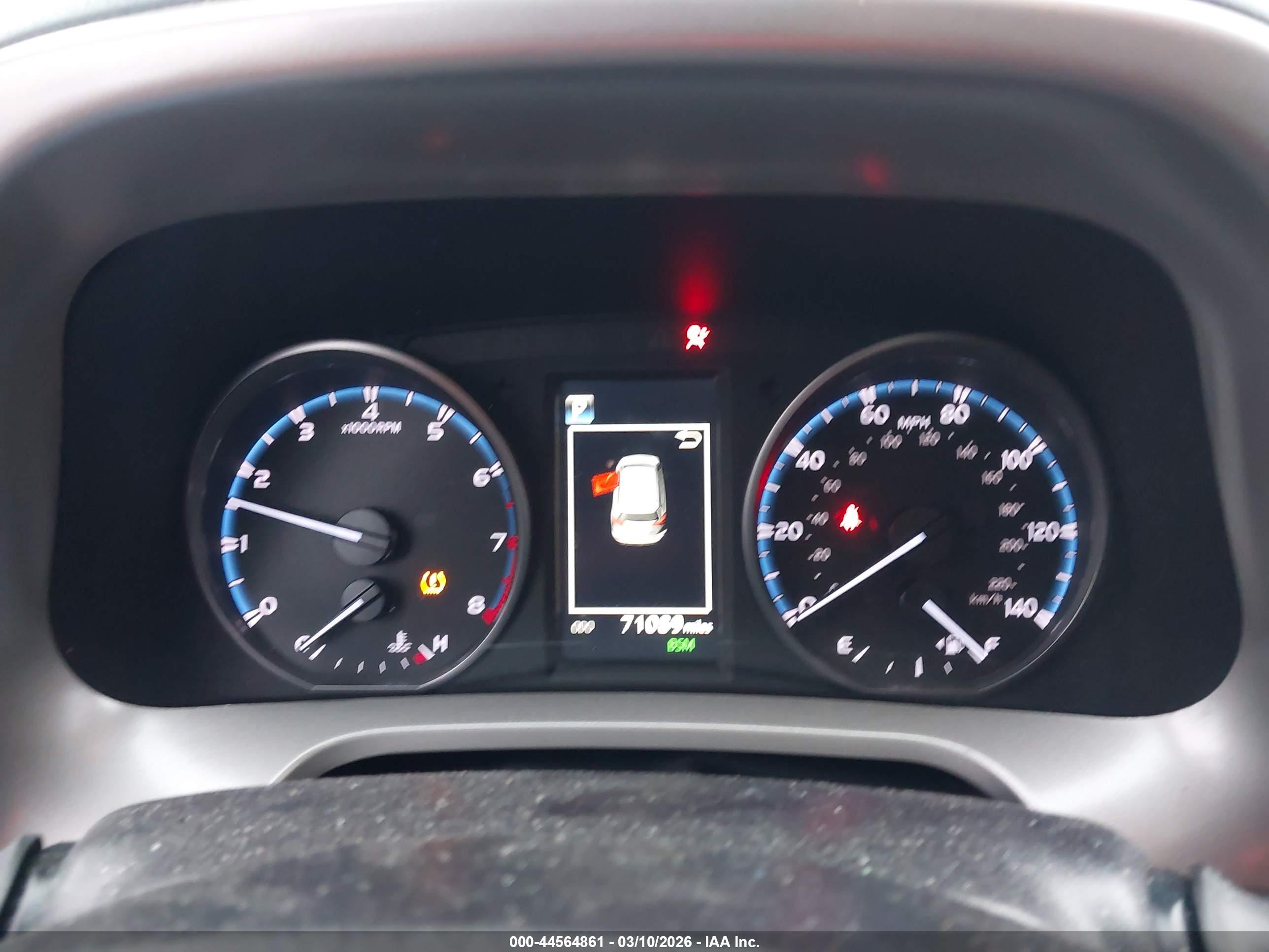 TOYOTA RAV4 image 7
