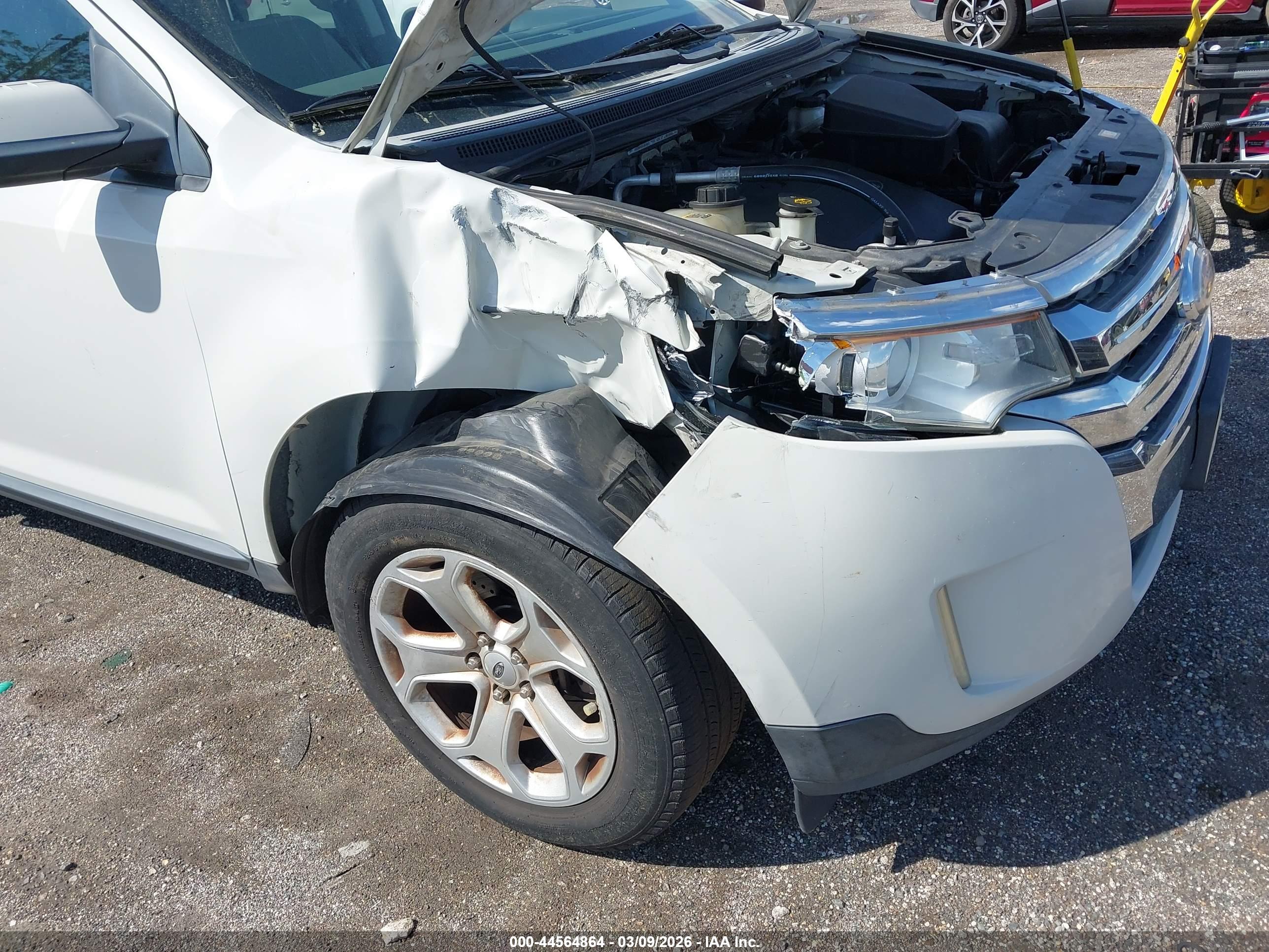 FORD EDGE image 6