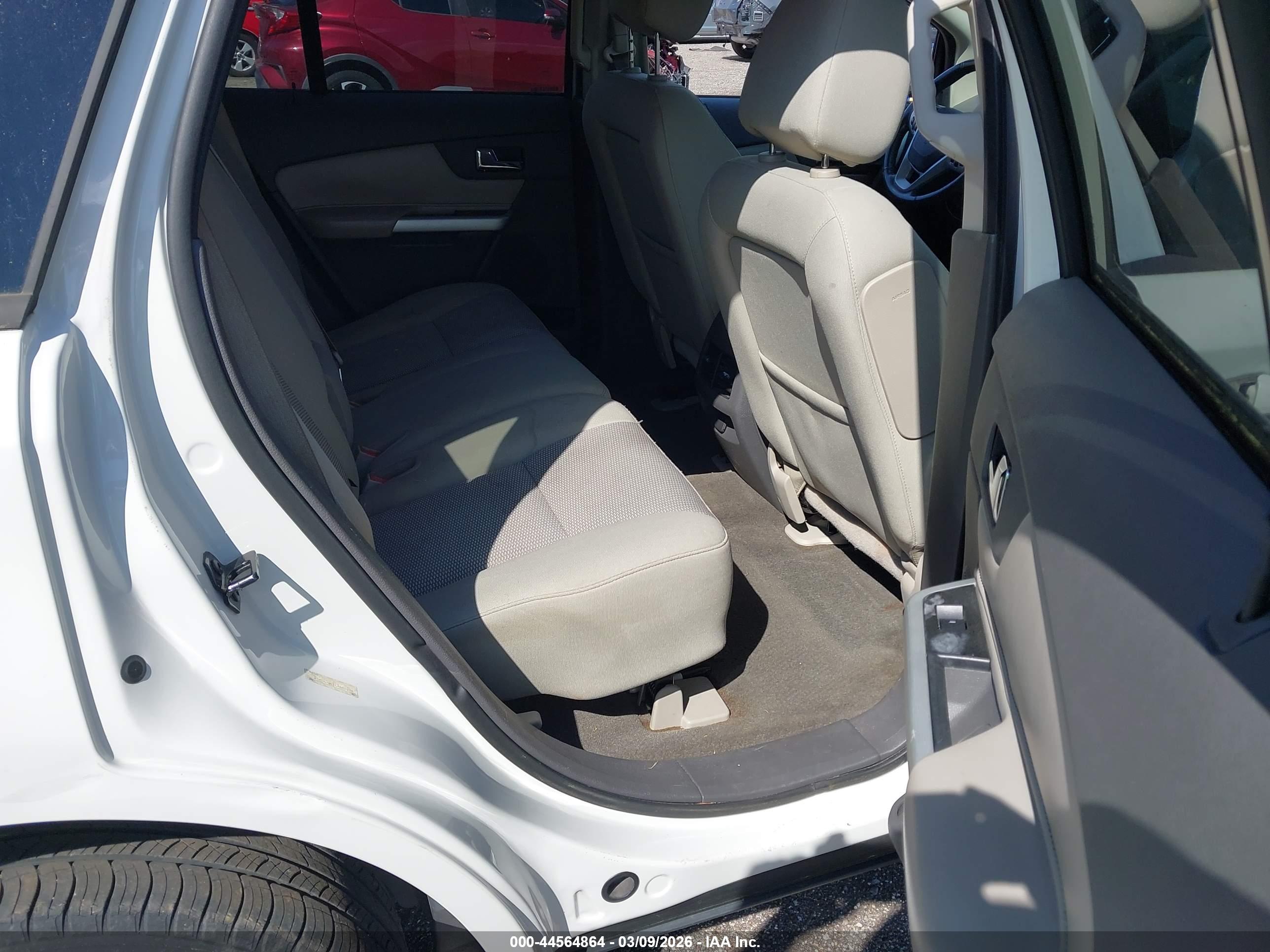 FORD EDGE image 8