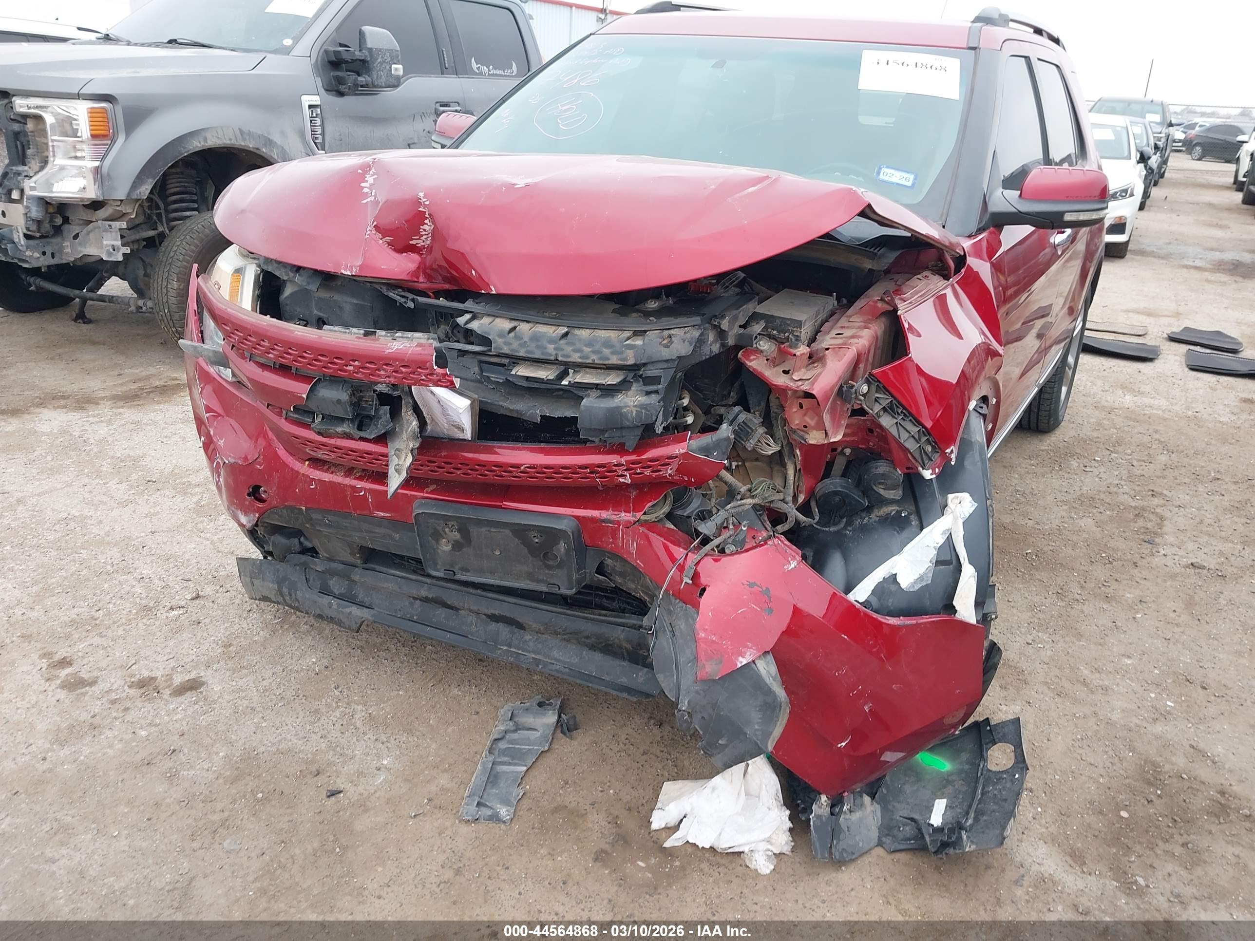 FORD EXPLORER image 6