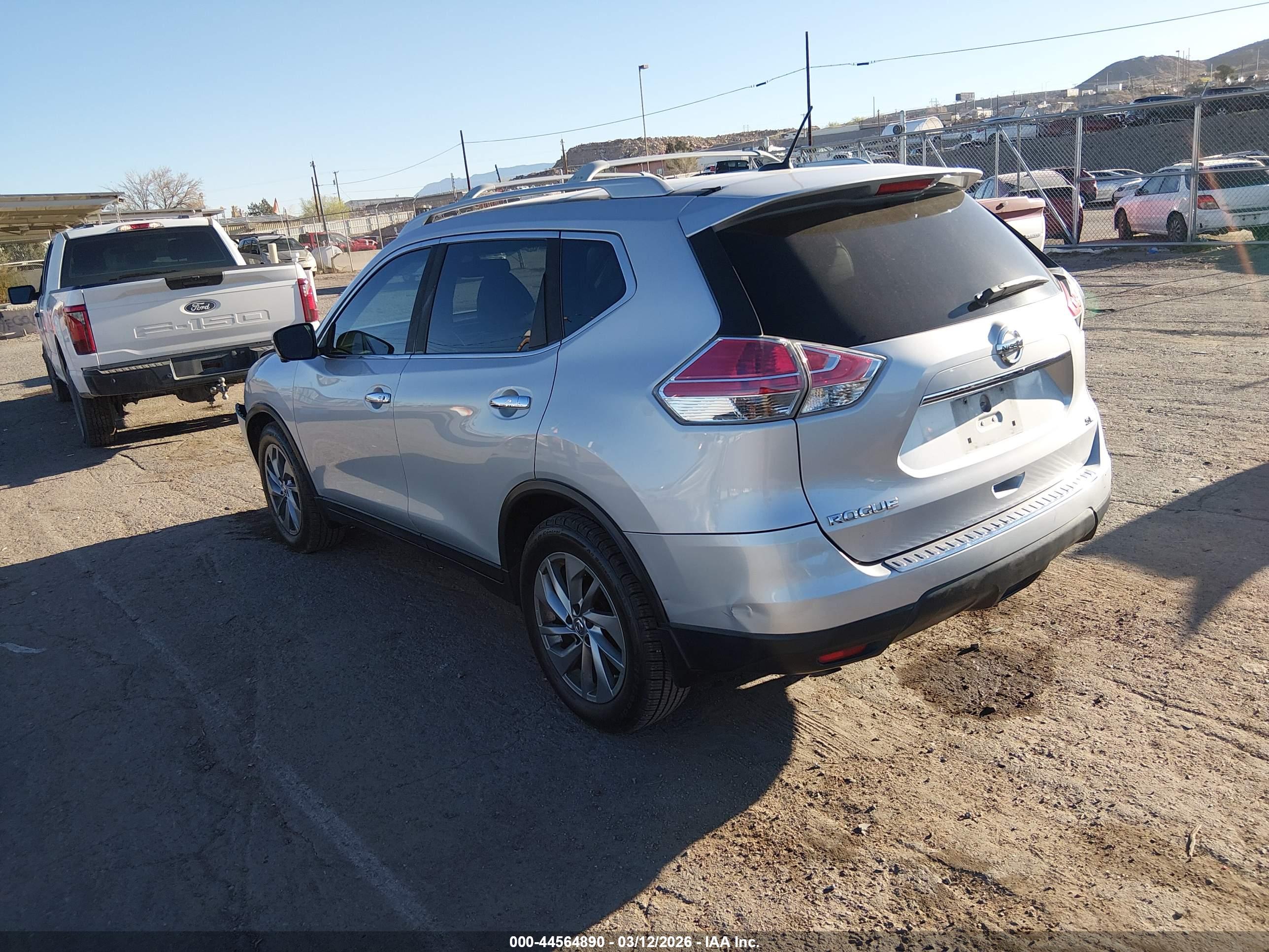 NISSAN ROGUE image 3