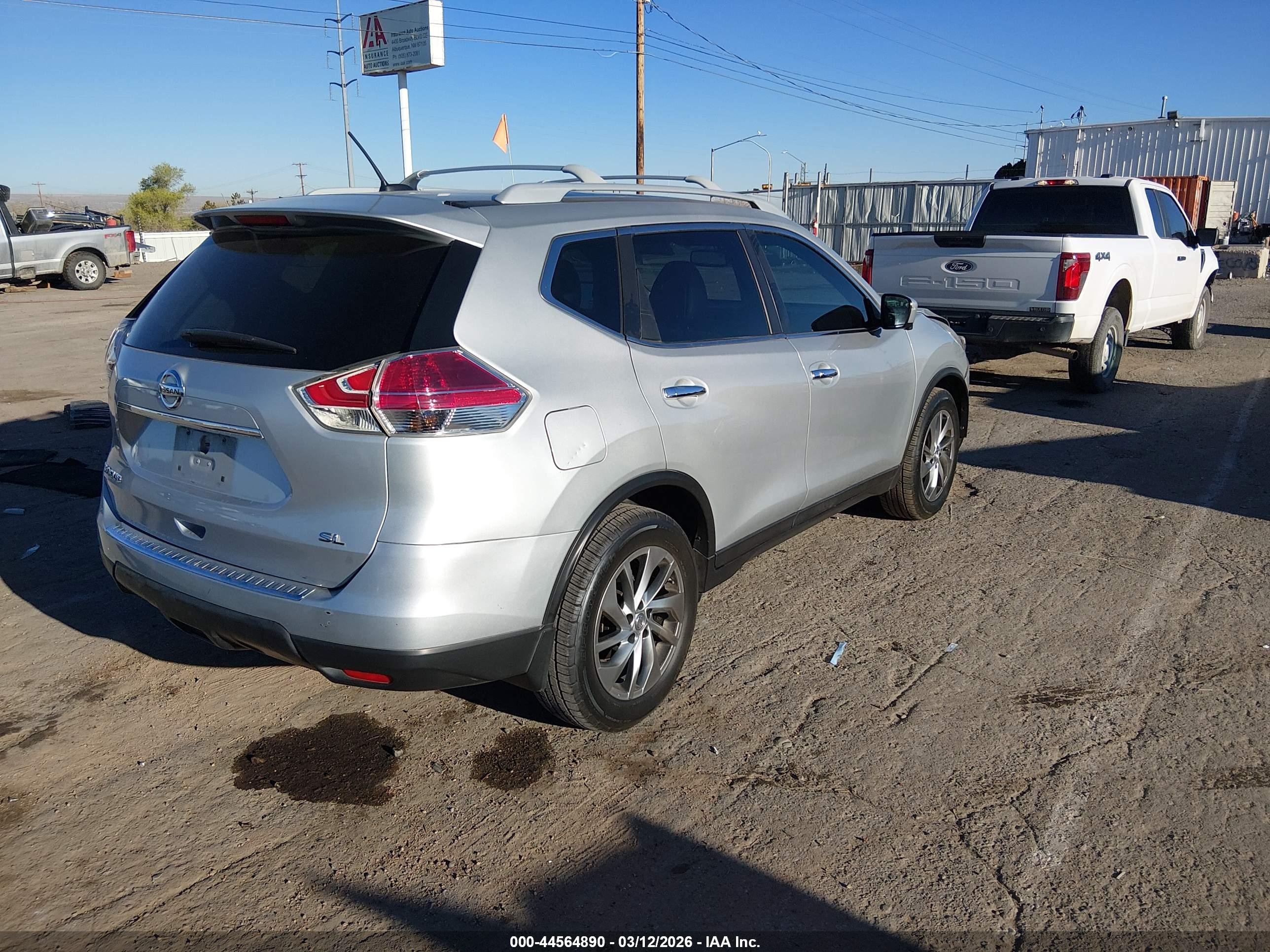 NISSAN ROGUE image 4