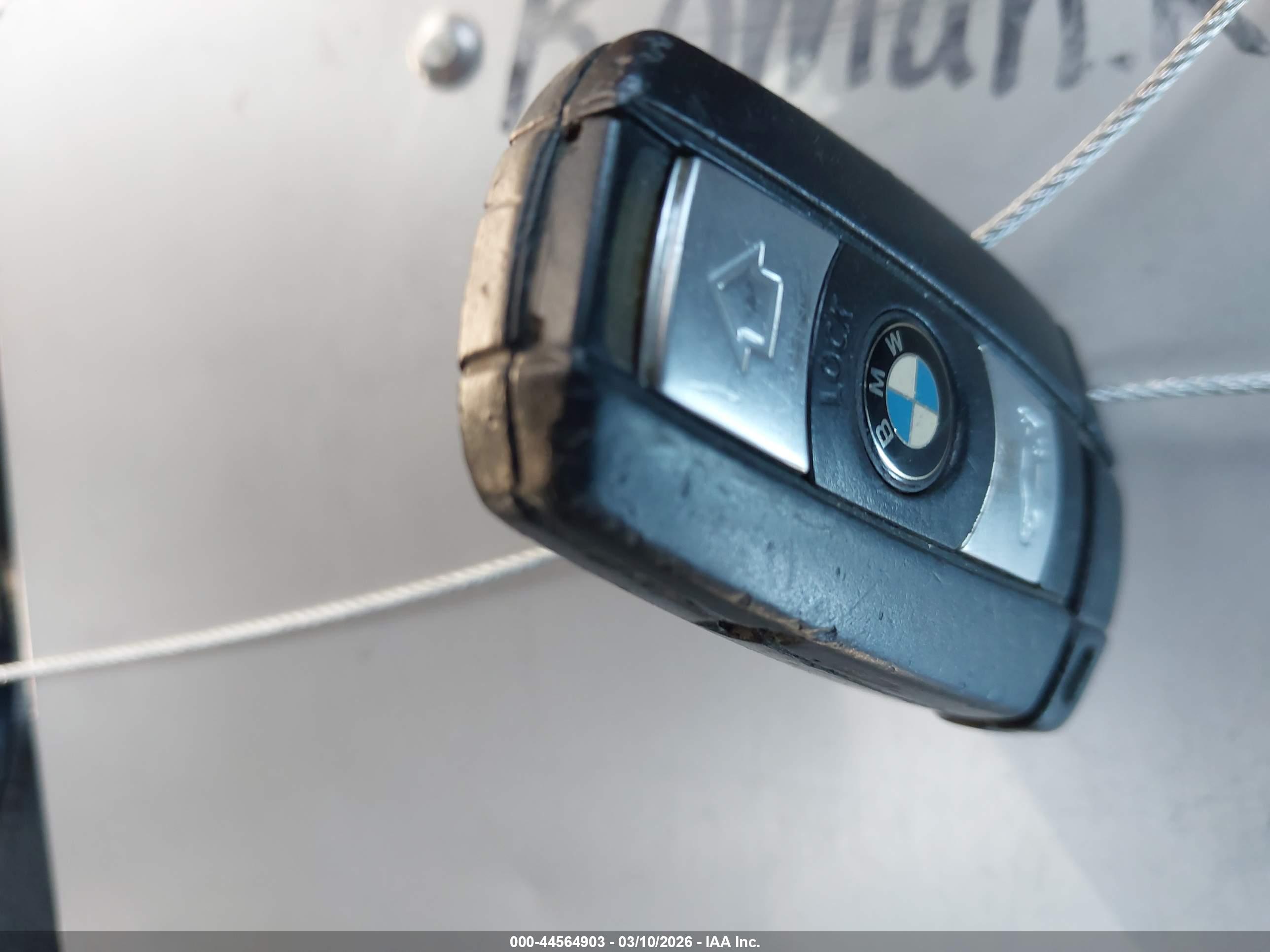 BMW 335D image 11
