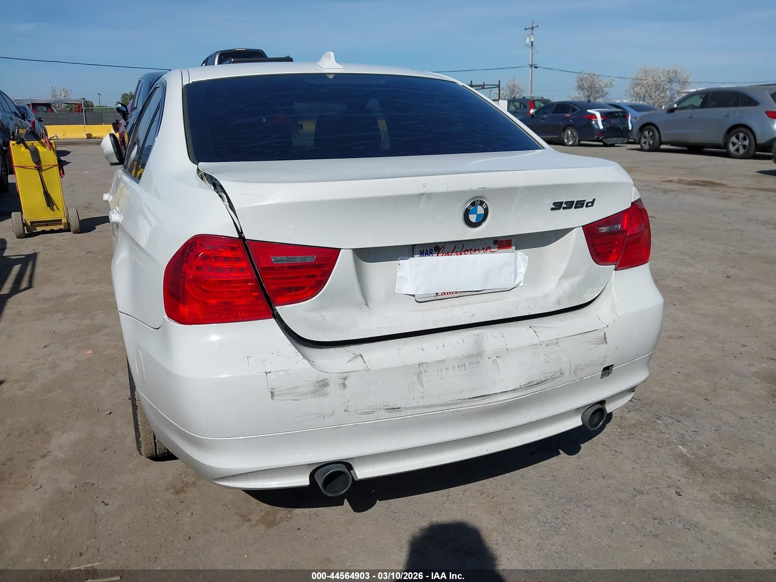 BMW 335D image 6