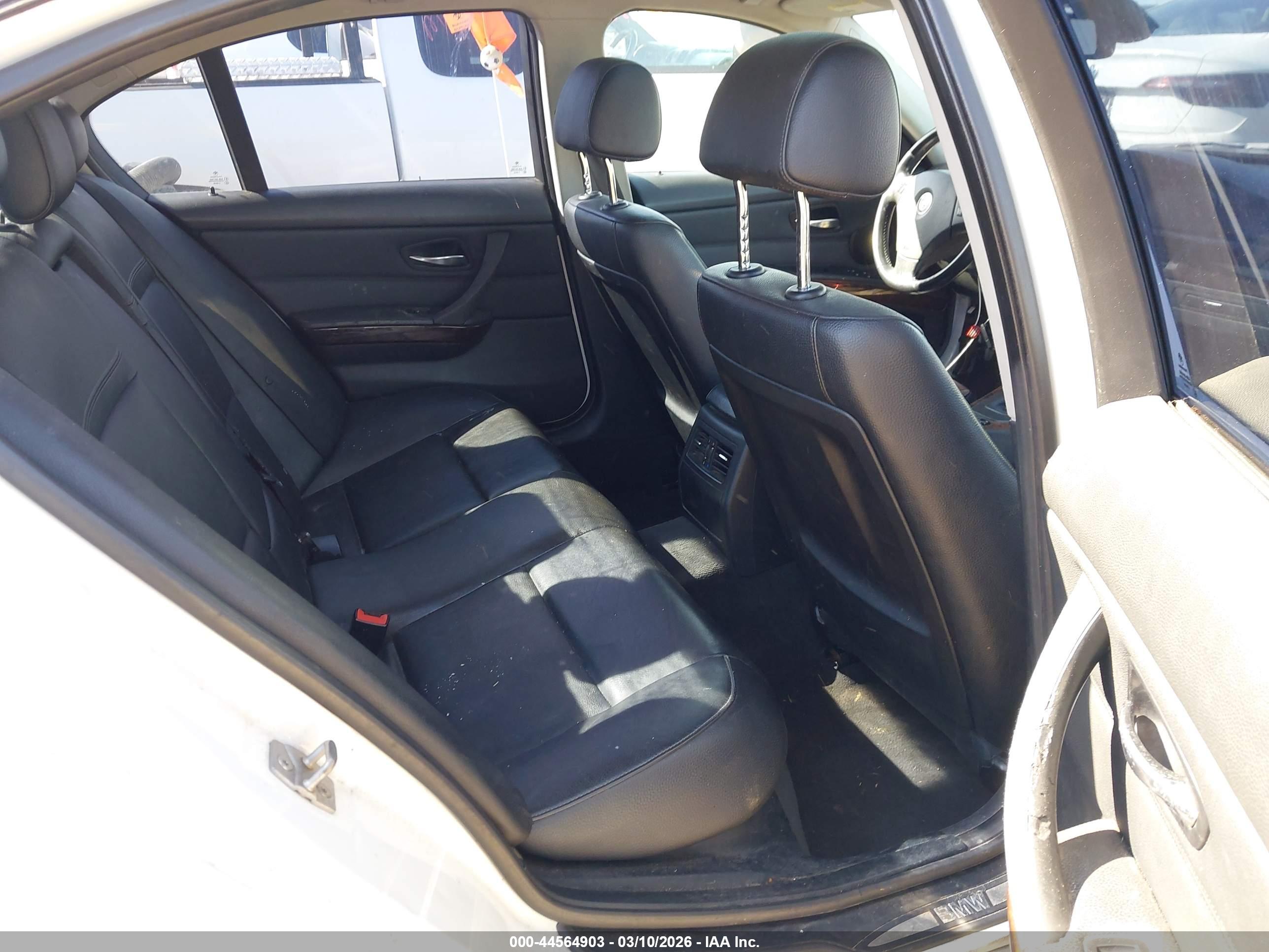 BMW 335D image 8