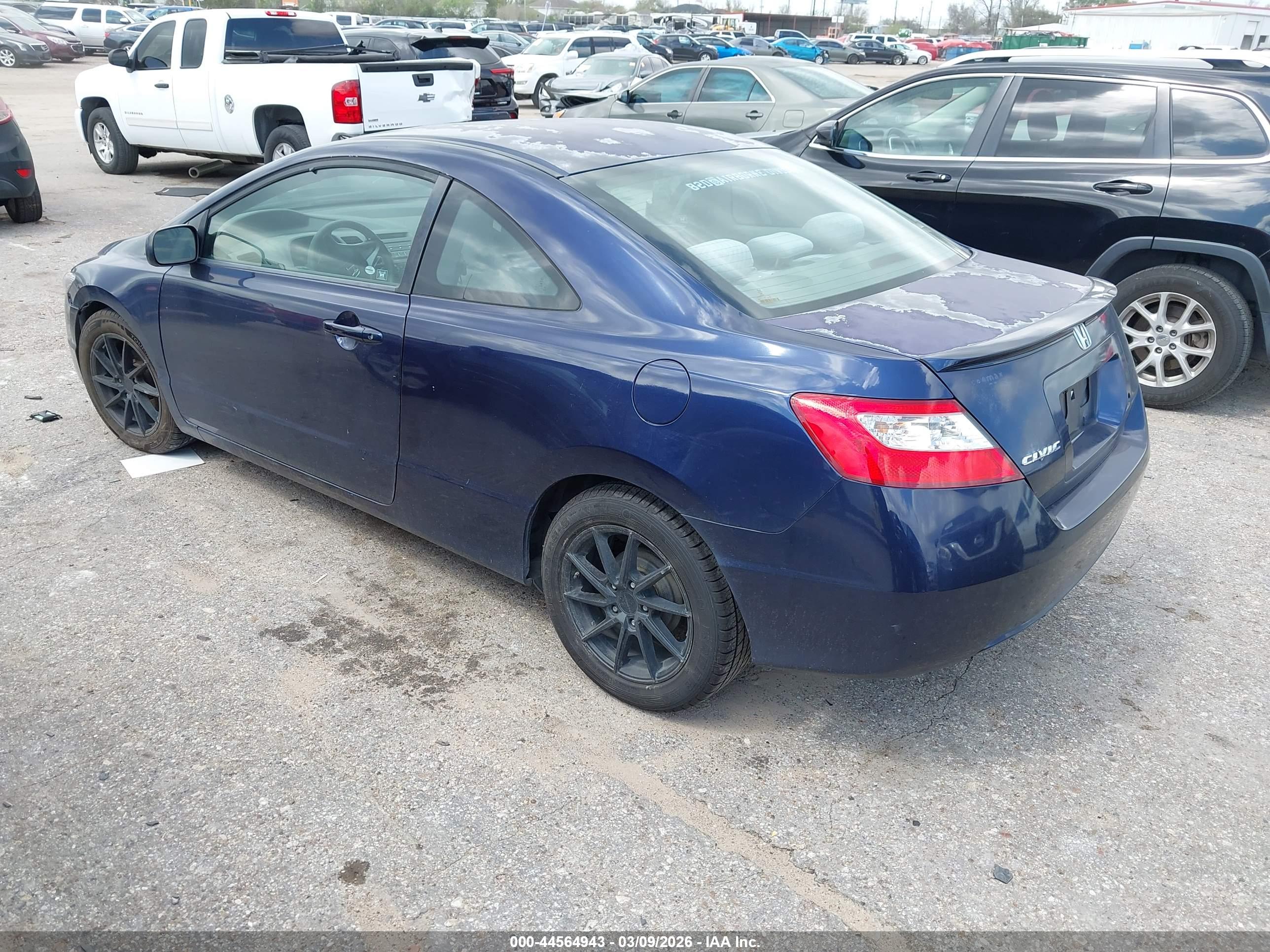 HONDA CIVIC image 3