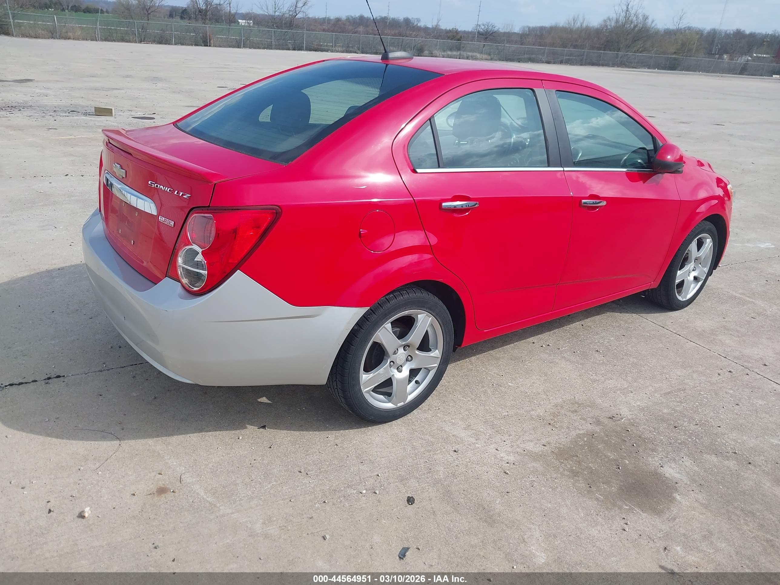 CHEVROLET SONIC image 4
