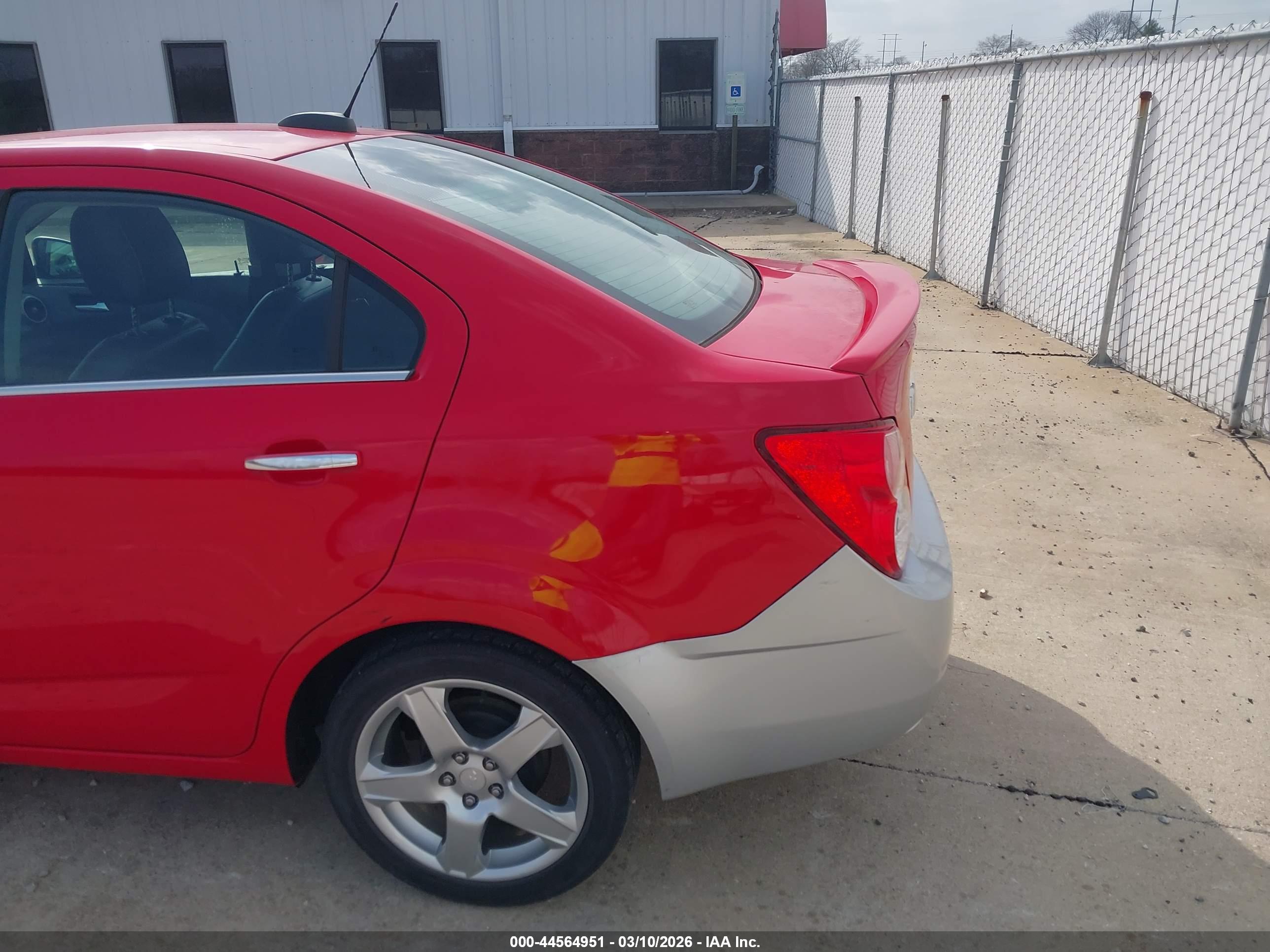 CHEVROLET SONIC image 6